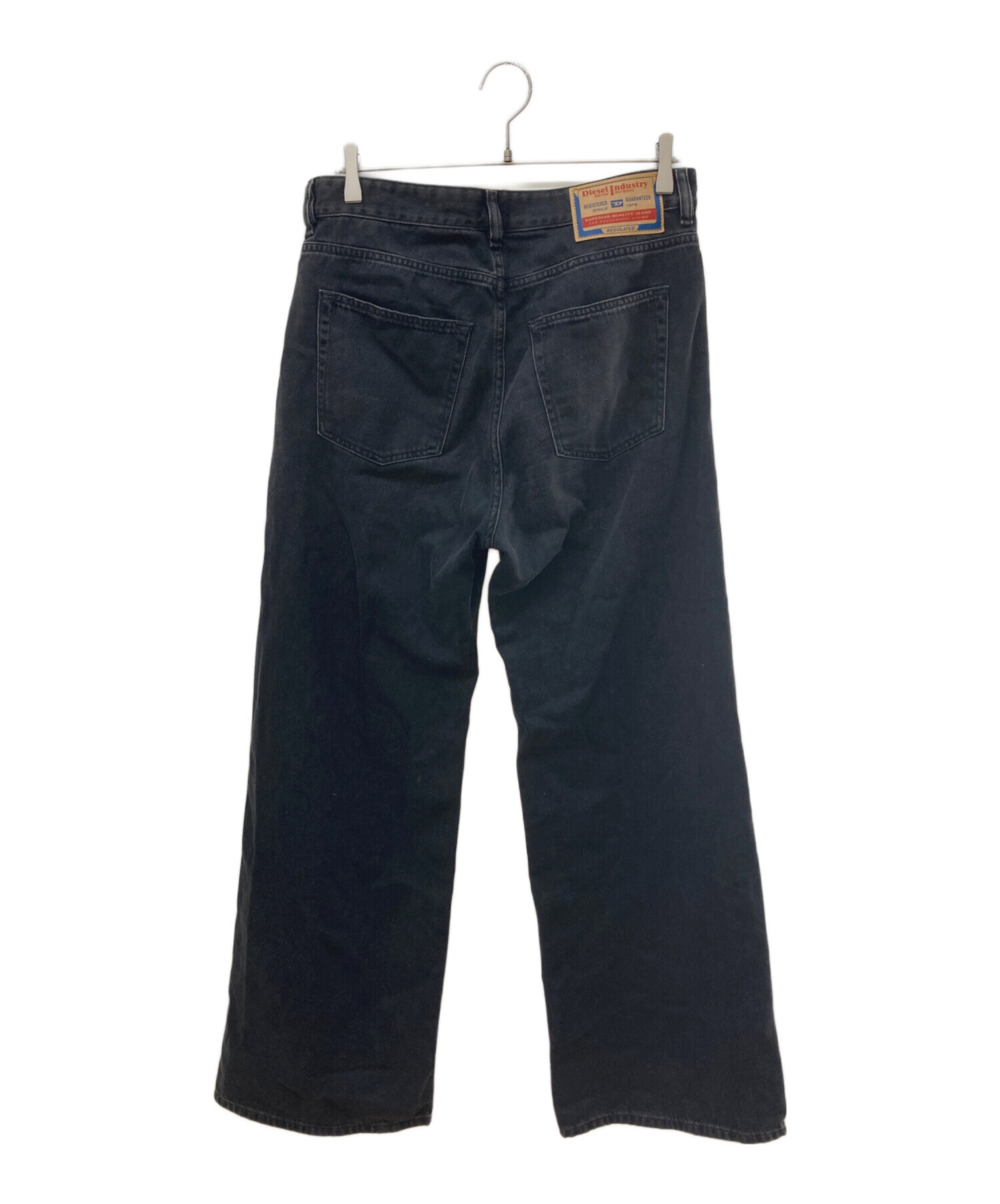 中古・古着通販】DIESEL (ディーゼル) Relaxed Jeans D-Rise ブラック