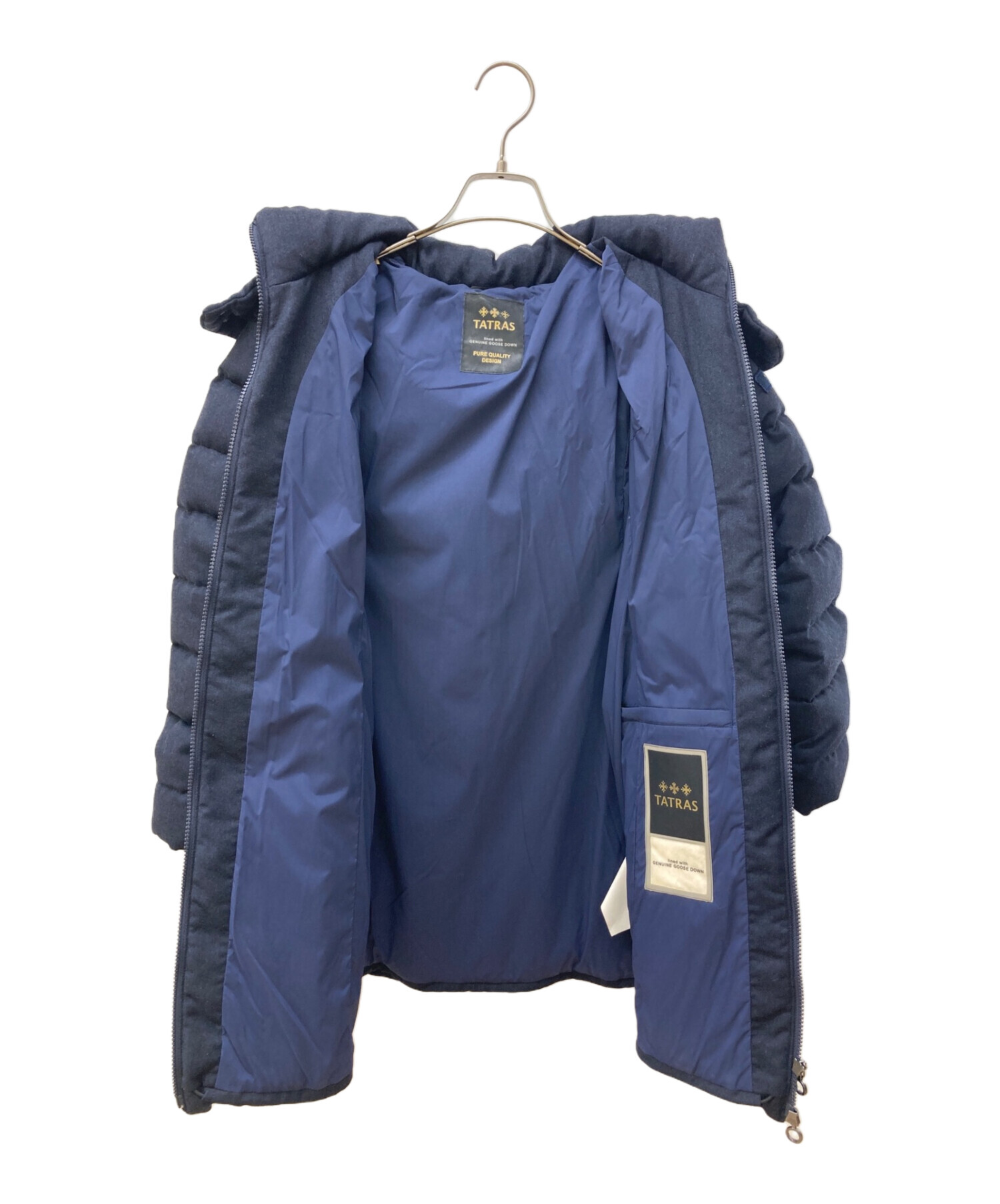 最終お値下げ中‼️TATRAS　LAVIANA サイズ2 ネイビー 中古・古着通販】TATRAS (タトラス) LAVIANA/ダウンコート ネイビー