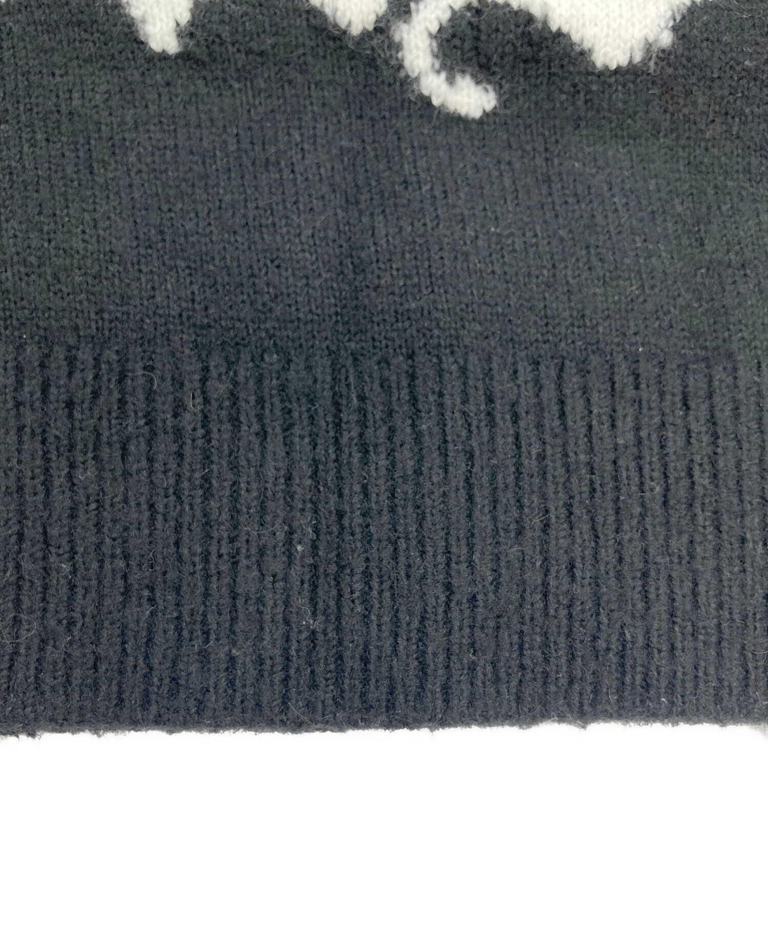 中古・古着通販】stussy (ステューシー) Gothic Sweater/クルーネック