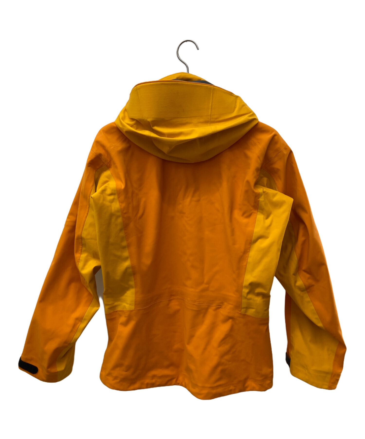 中古・古着通販】HAGLOFS (ホグロフス) マウンテンパーカー オレンジ 