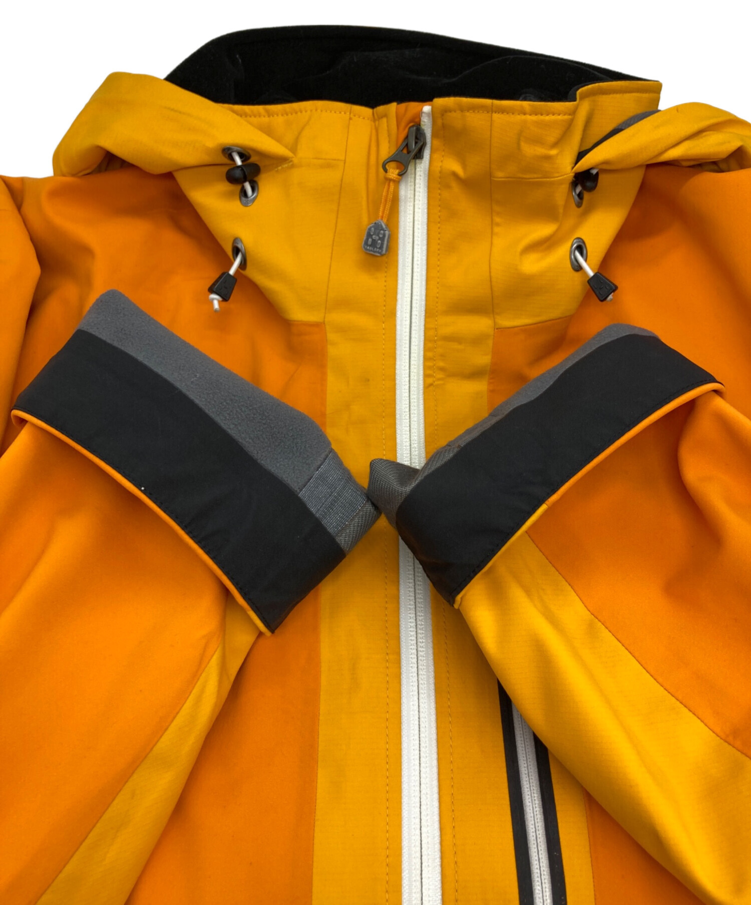 中古・古着通販】HAGLOFS (ホグロフス) マウンテンパーカー オレンジ 