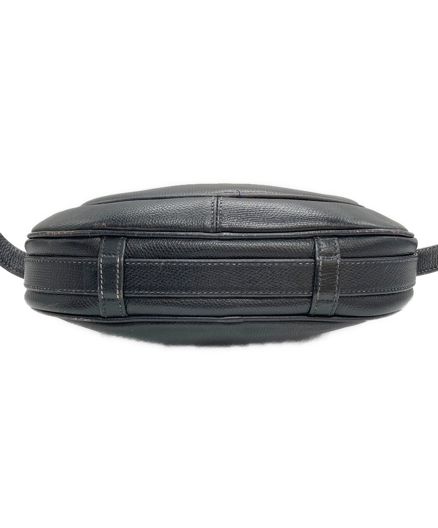 中古・古着通販】LOEWE (ロエベ) アナグラムオーバルレザーショルダー 