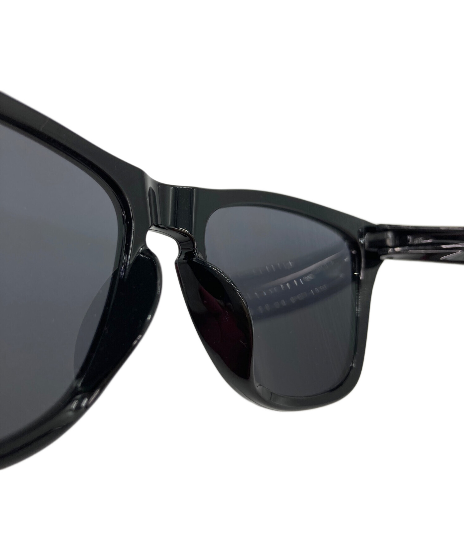 中古・古着通販】OAKLEY (オークリー) FROGSKINS/サングラス ブラック