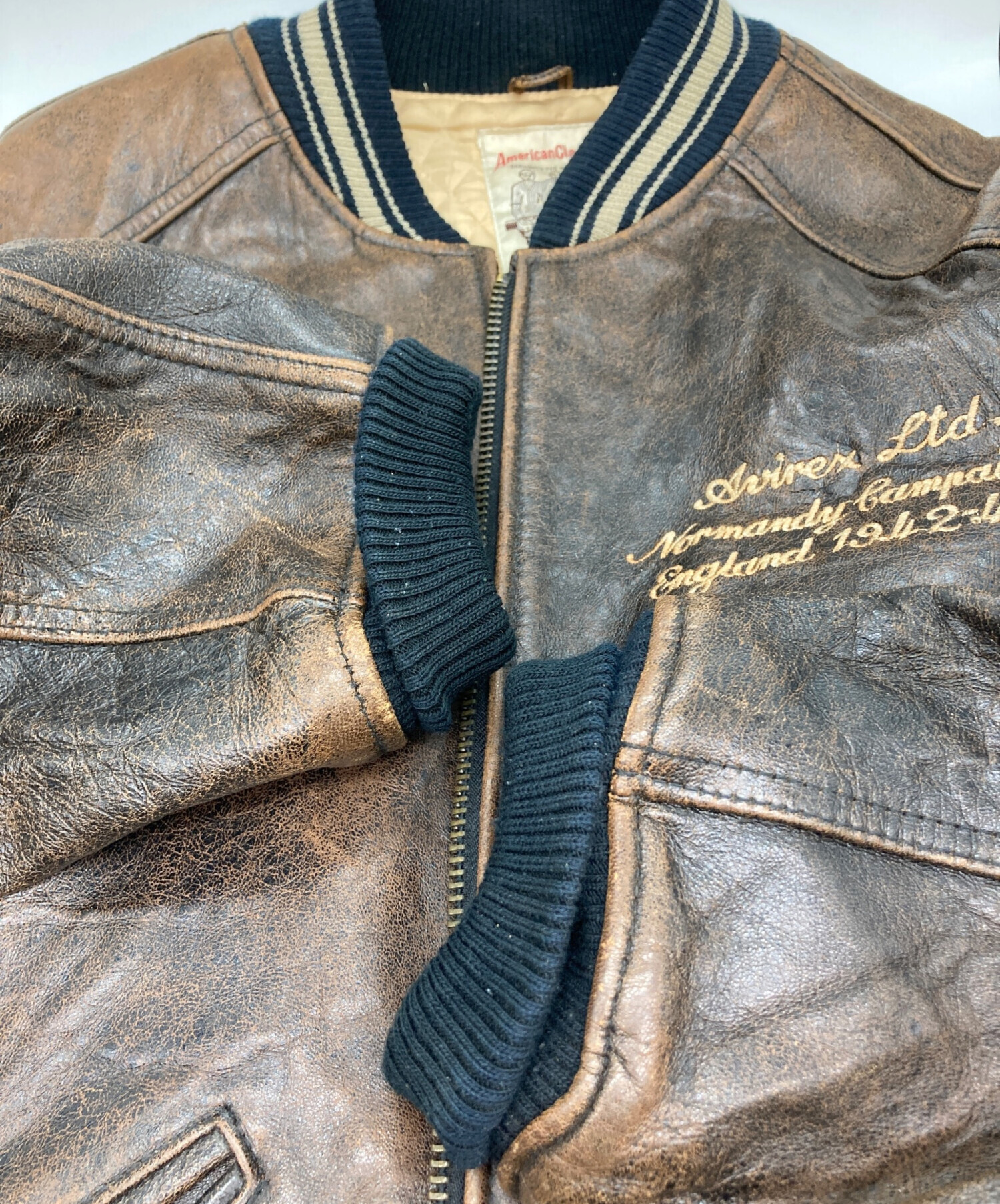 中古・古着通販】AVIREX (アヴィレックス) レザースタジャン ブラウン