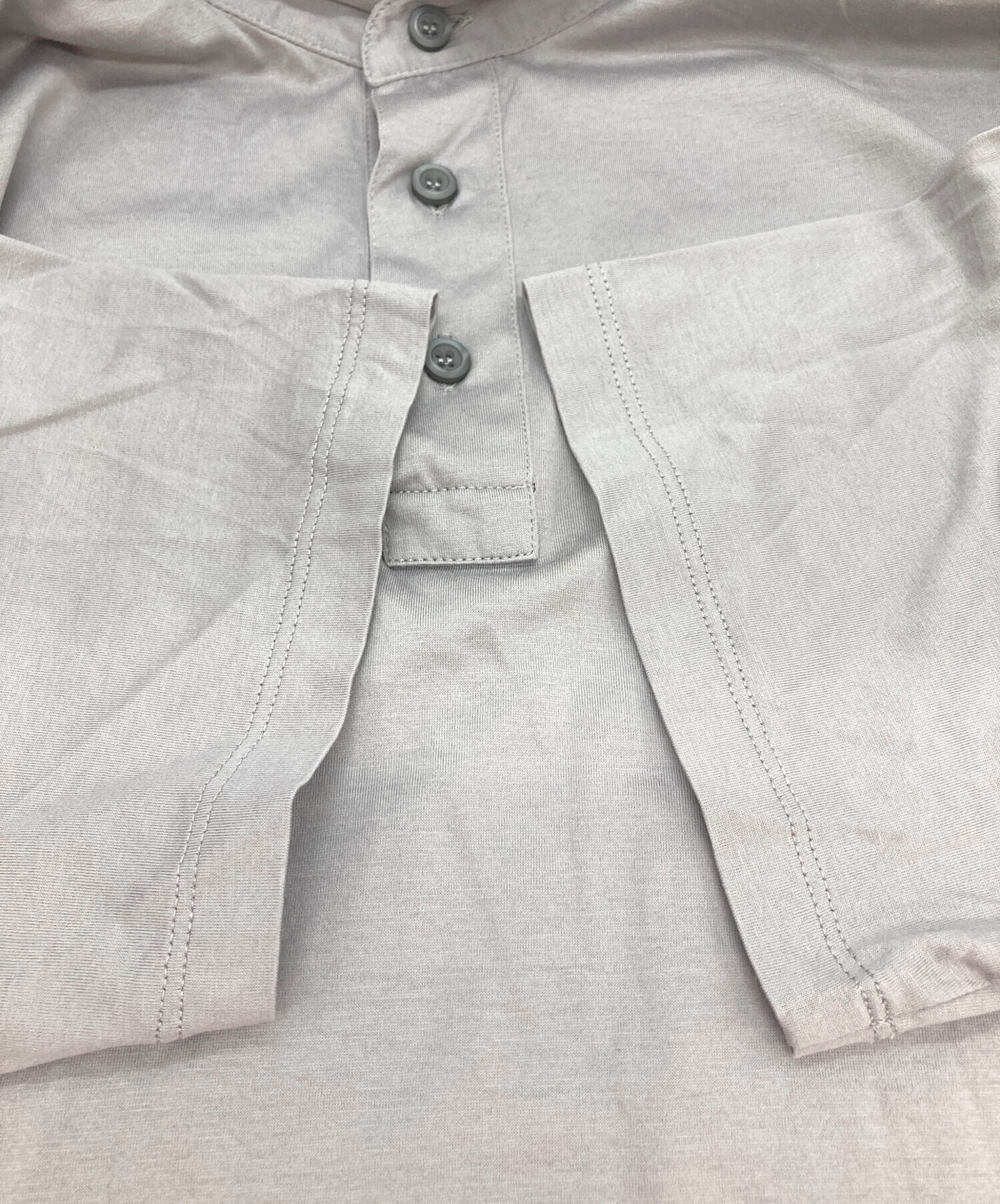 PRADA プラダスポーツ リネアロッサ 半袖ポロシャツ グレー XLイタリア製 中古・古着通販】PRADA (プラダ) ポロシャツ グレー サイズ:XL