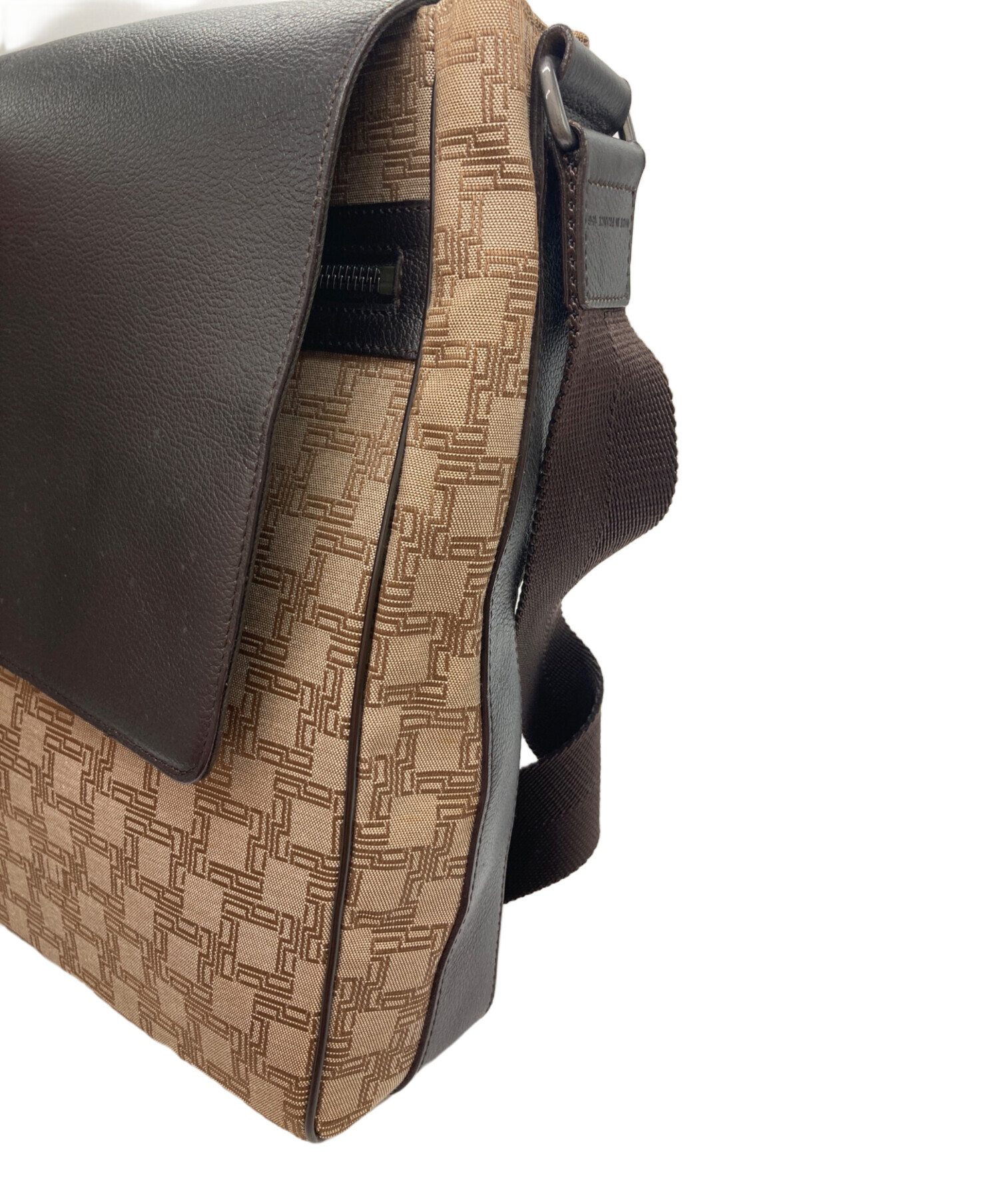 dunhill/ダンヒル レザー ショルダーバッグ メッセンジャーバッグ dunhill（ダンヒル） 並行輸入品 バッグ メンズ ショルダーバッグ