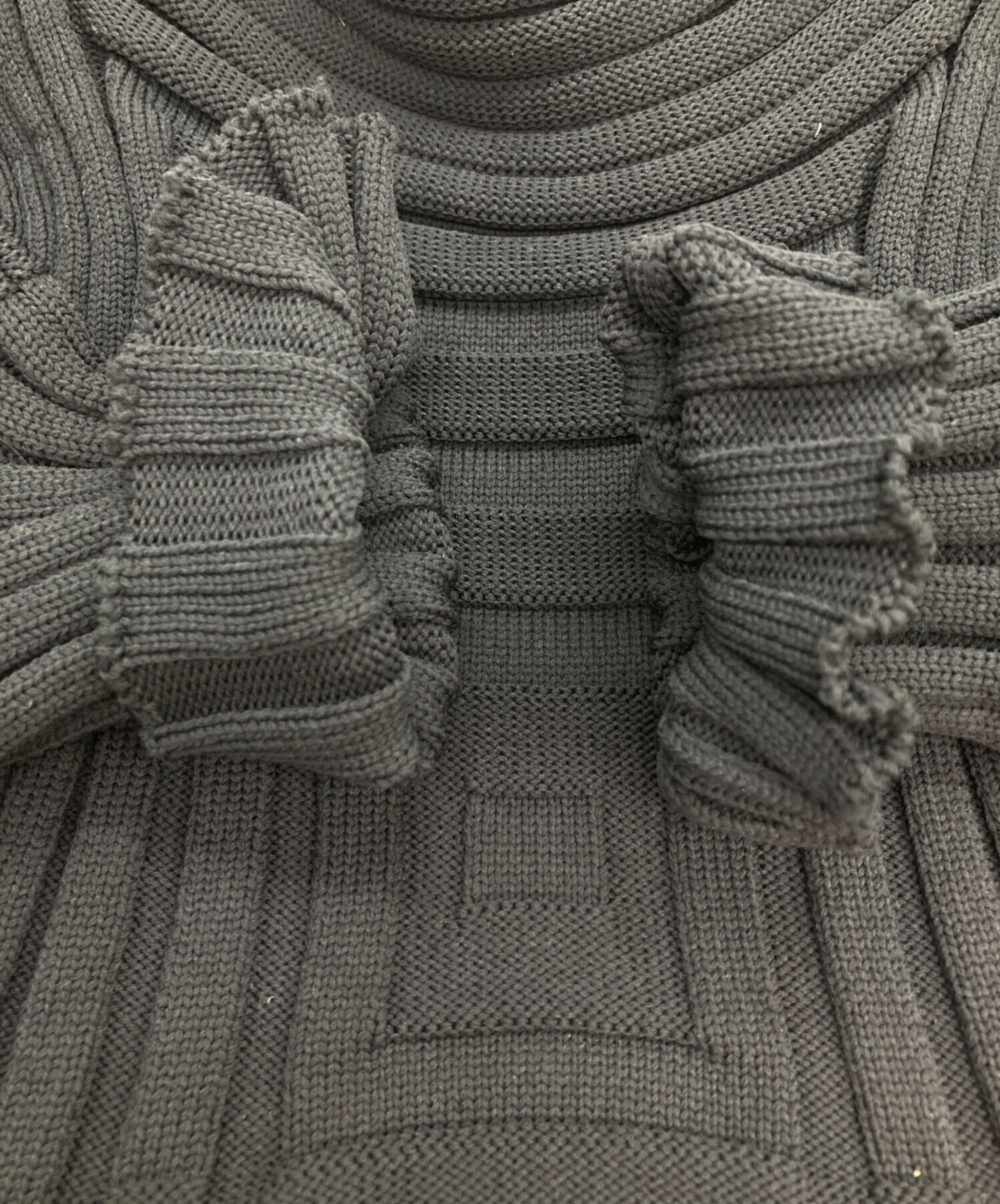 PLEATS PLEASE プリーツプリーズ 変形 ボートネック トップス 中古・古着通販】PLEATS PLEASE (プリーツプリーズ) 変形デザイン
