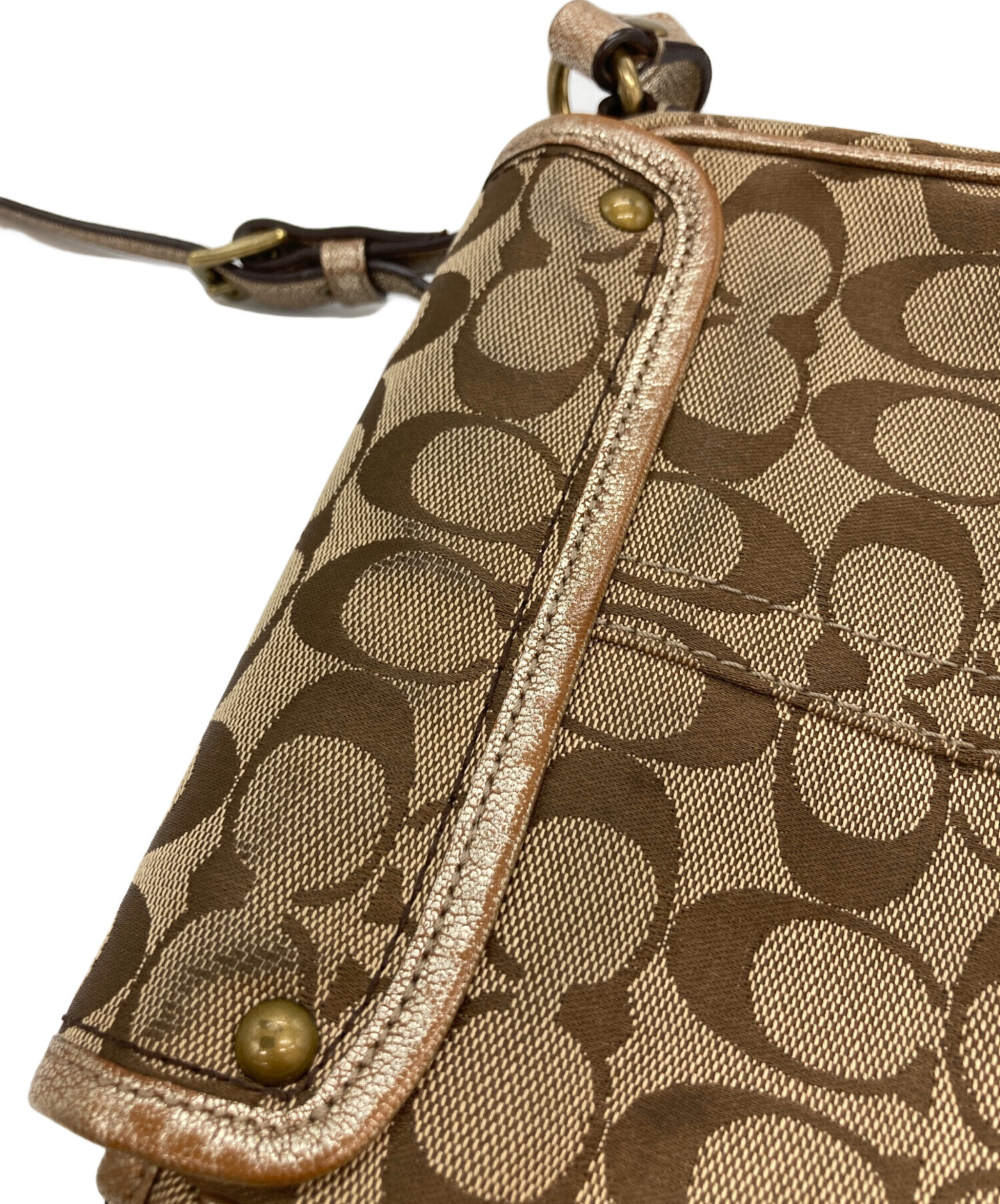 55 COACH コーチ　シグネチャー　ショルダーバッグ 中古・古着通販】COACH (コーチ) シグネチャーショルダーバッグ