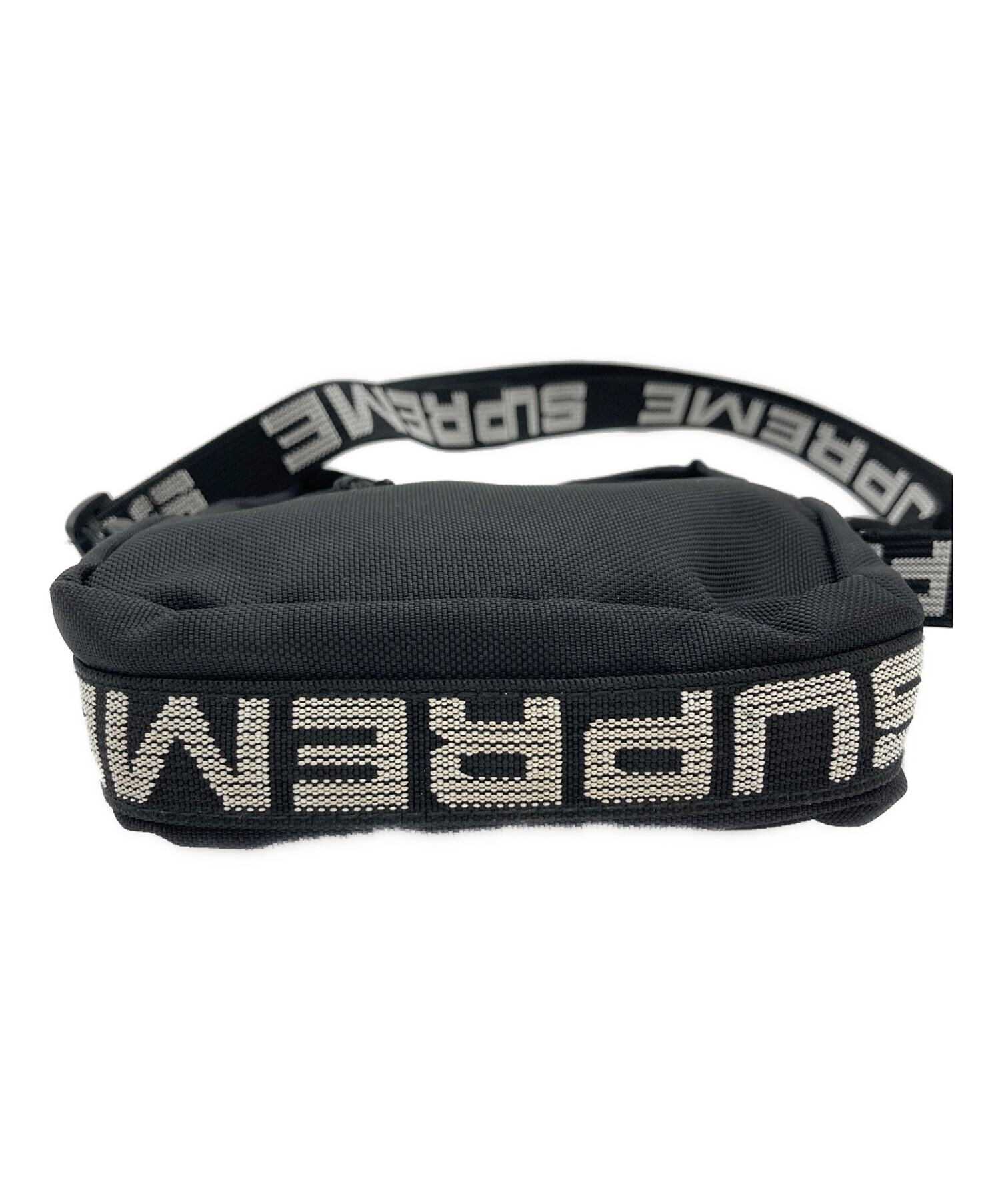 supreme ショルダーバッグ 中古・古着通販】SUPREME (シュプリーム) ショルダーバッグ ブラック