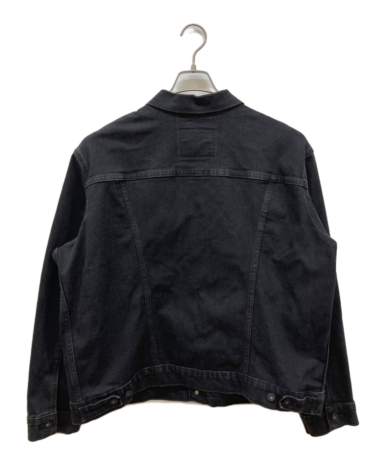 中古・古着通販】LEVI'S (リーバイス) トラッカージャケット ブラック