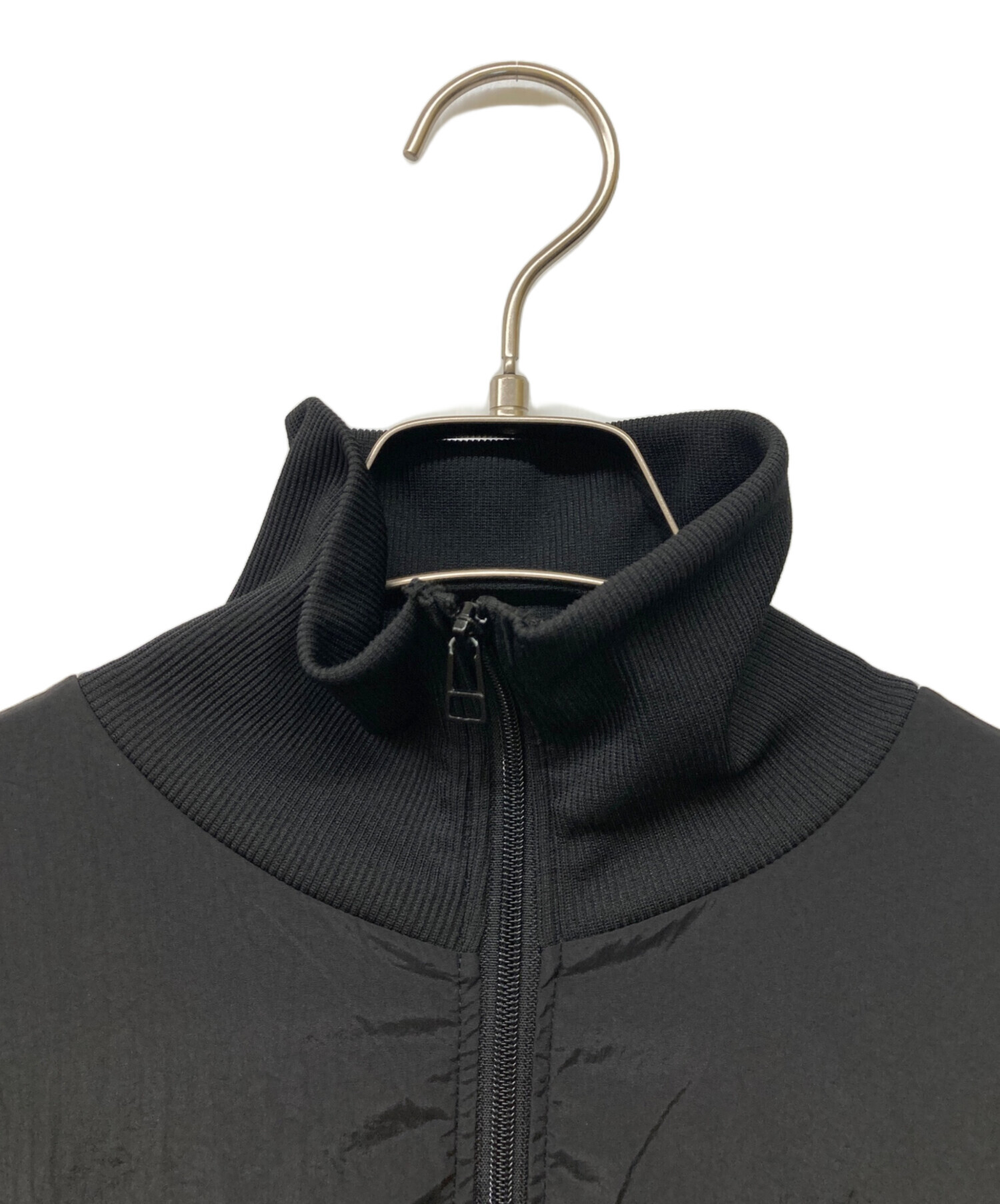 中古・古着通販】etsinta (エシンタ) リメイクジャージトラック