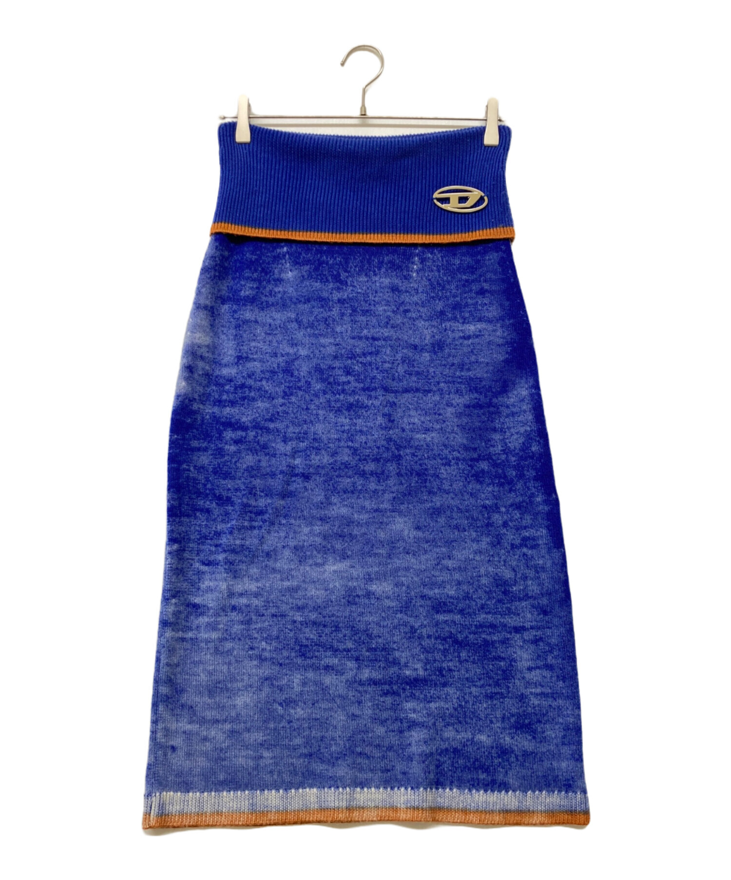 最終価格 新品未使用 diesel ロゴ 総柄 ニット ロングスカート Lサイズ 最終価格 新品未使用 diesel ロゴ 総柄 ニット ロングスカート Lサイズ