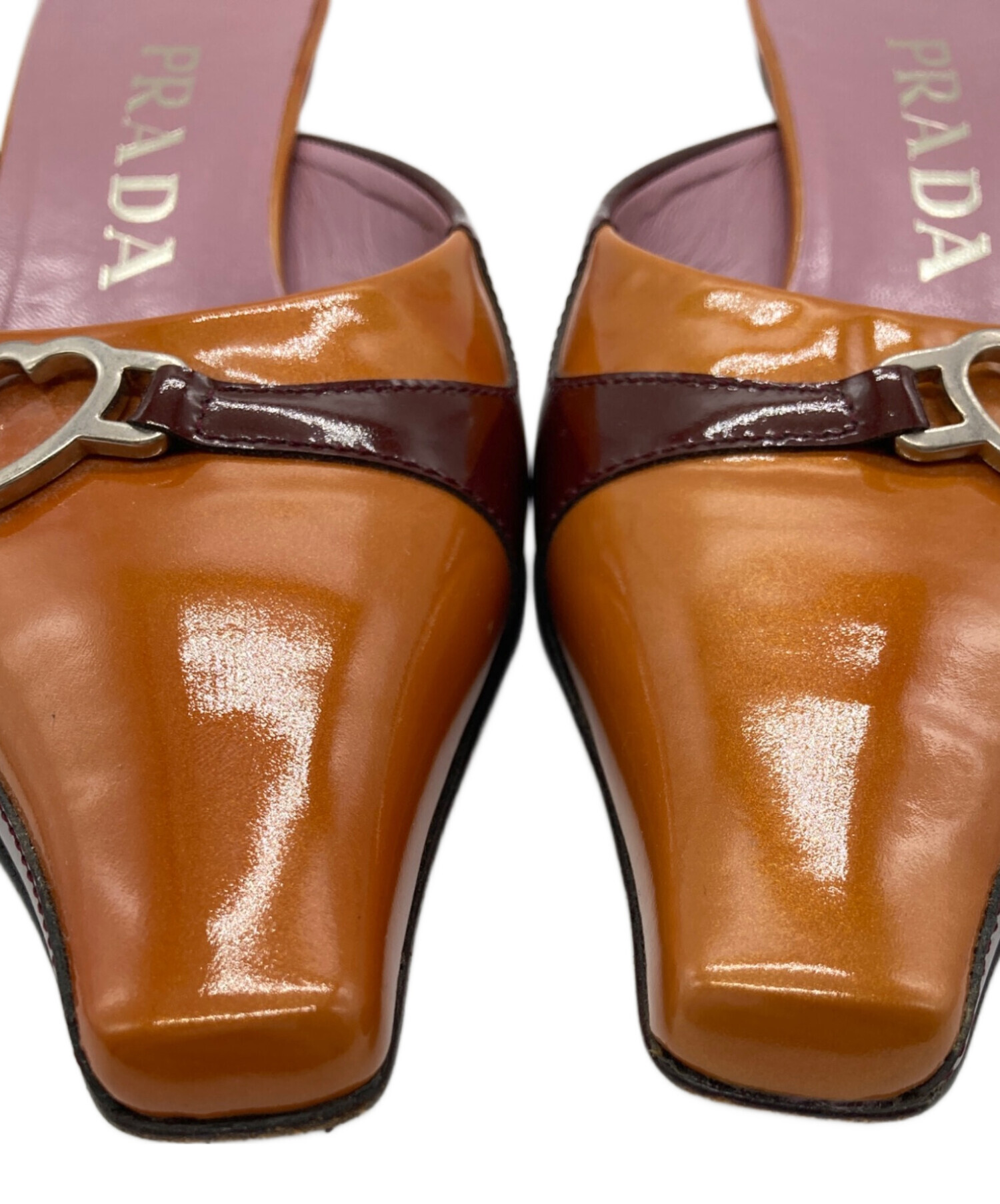 中古・古着通販】PRADA (プラダ) ハートモチーフミュール ブラウン 