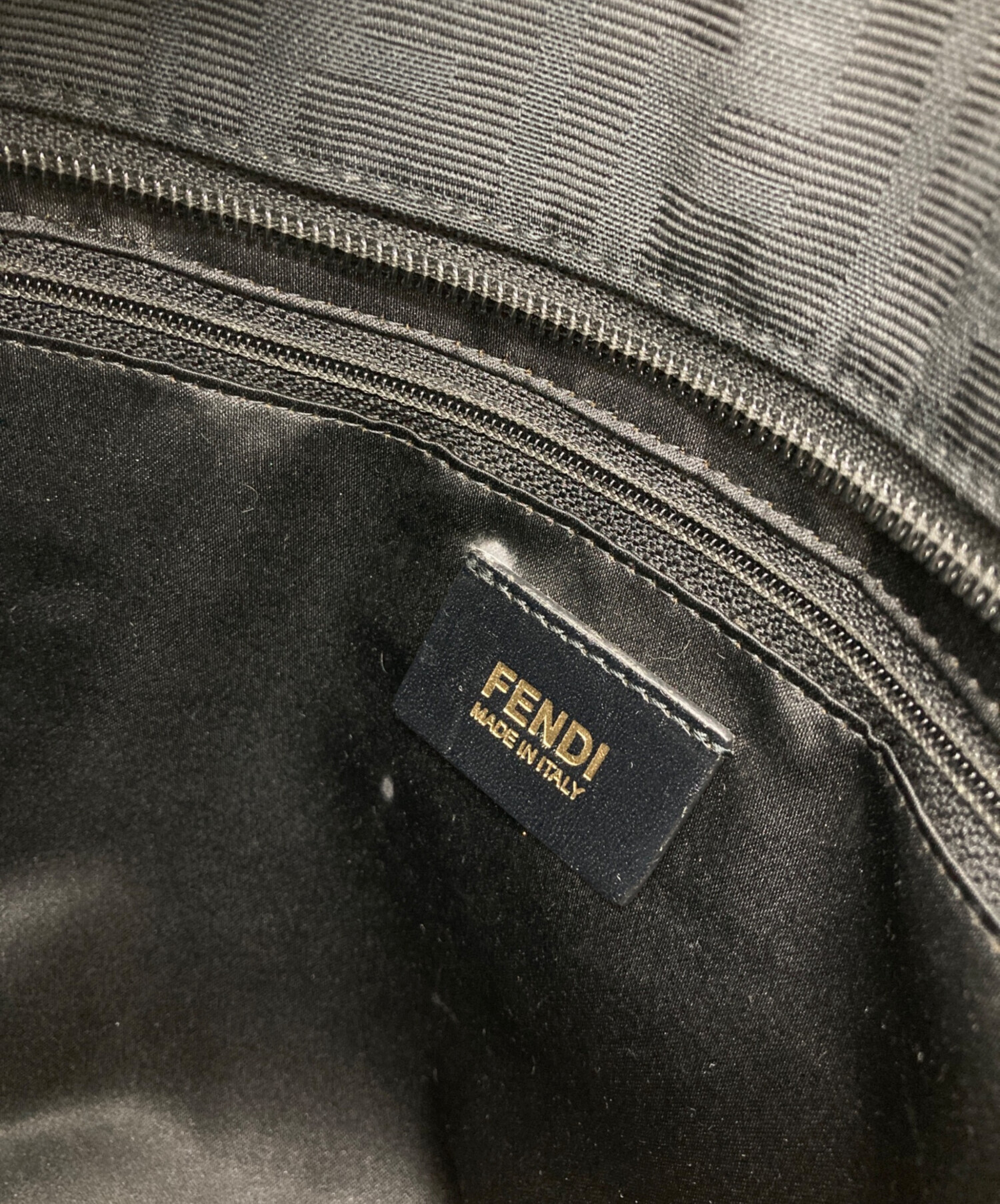 中古・古着通販】FENDI (フェンディ) ズッカ柄キルティングチェーン