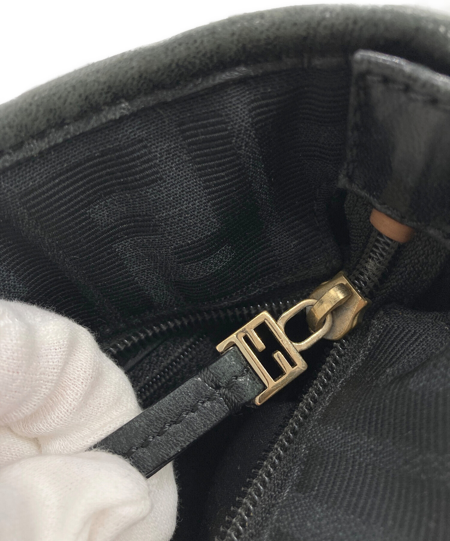 中古・古着通販】FENDI (フェンディ) ズッカ柄キルティングチェーン