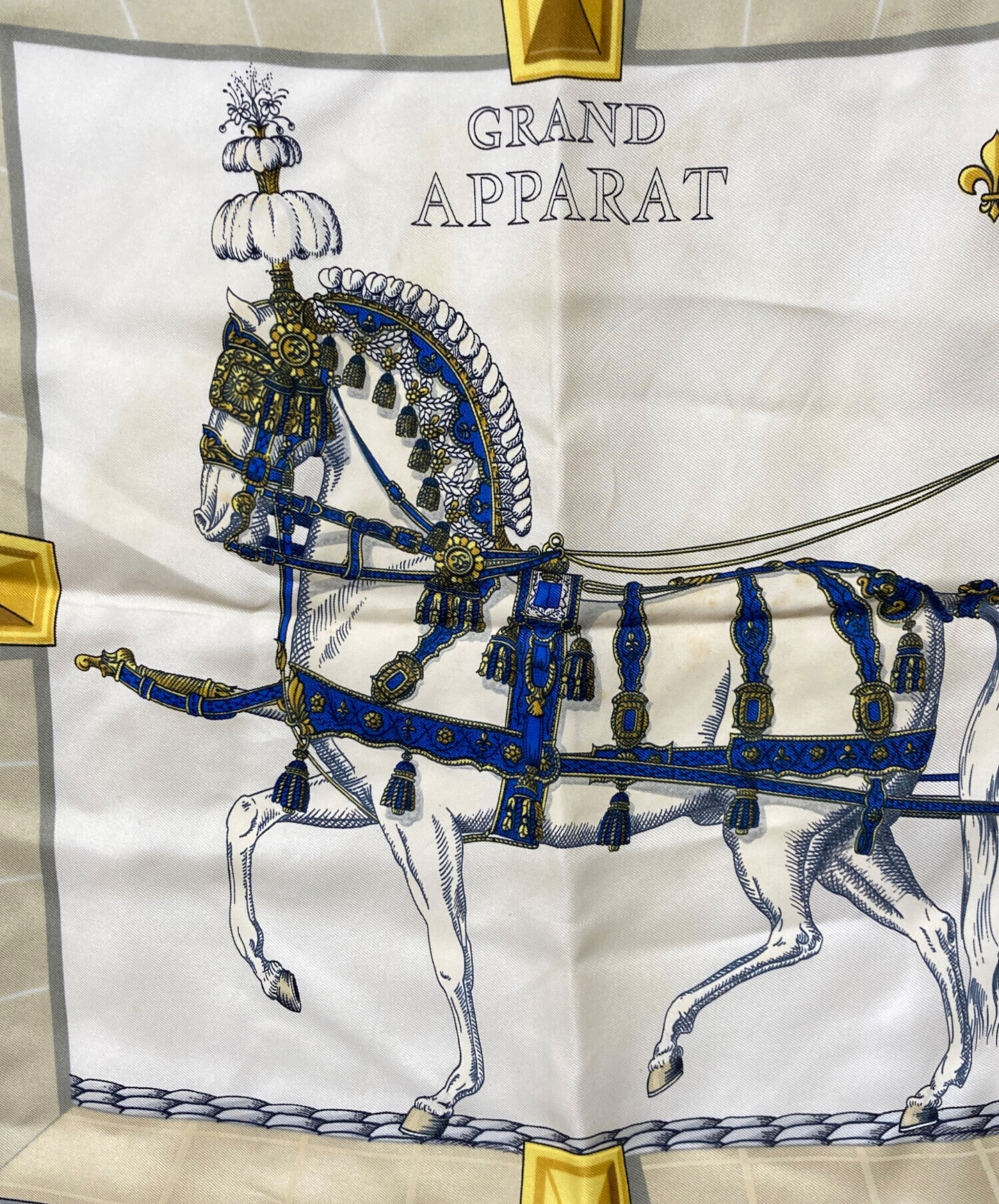 エルメス】カレ90 グランアパラ 式典用馬具 エルメス スカーフ カレ90