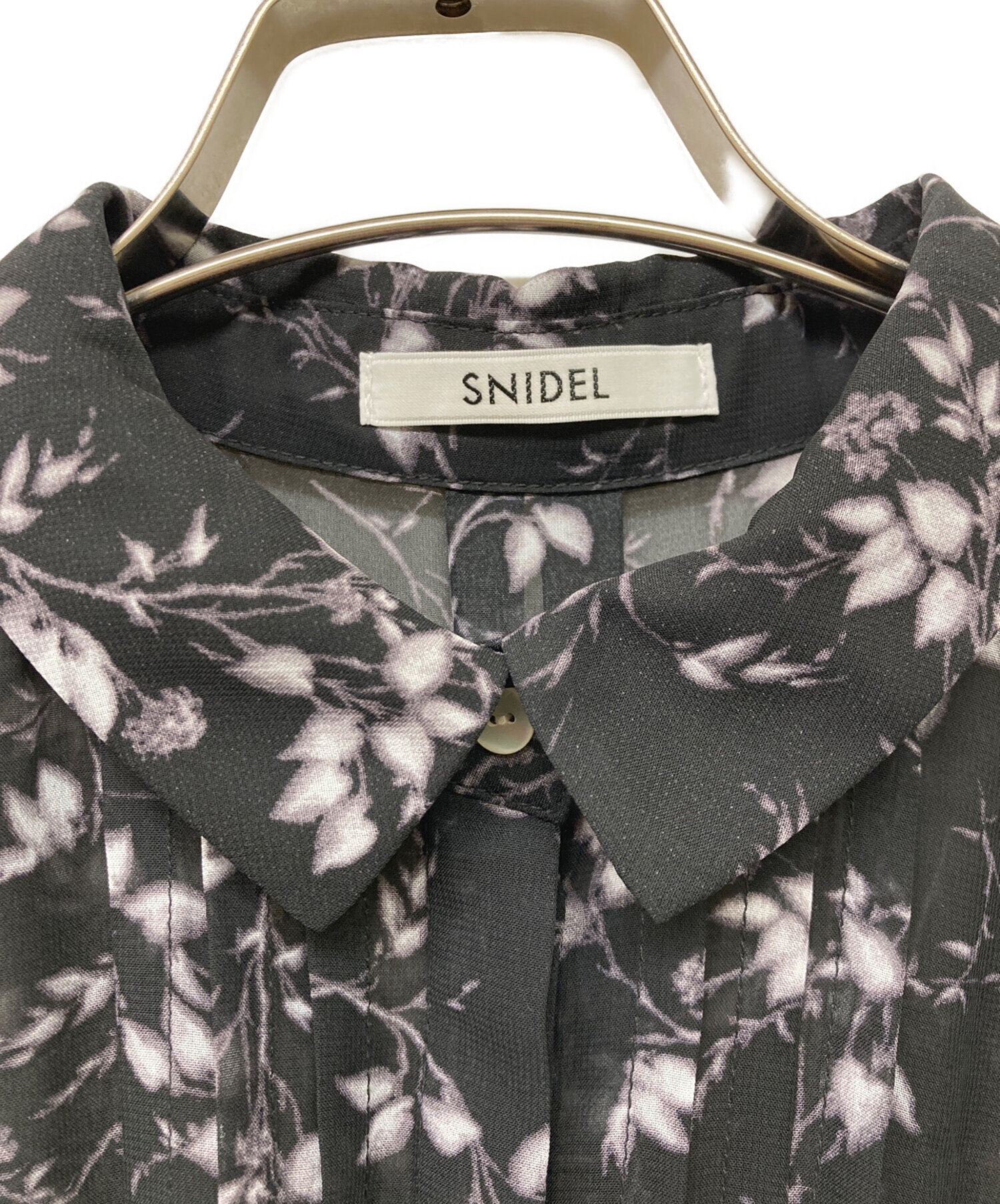 中古・古着通販】Snidel (スナイデル) Sustainableフリルプリーツ