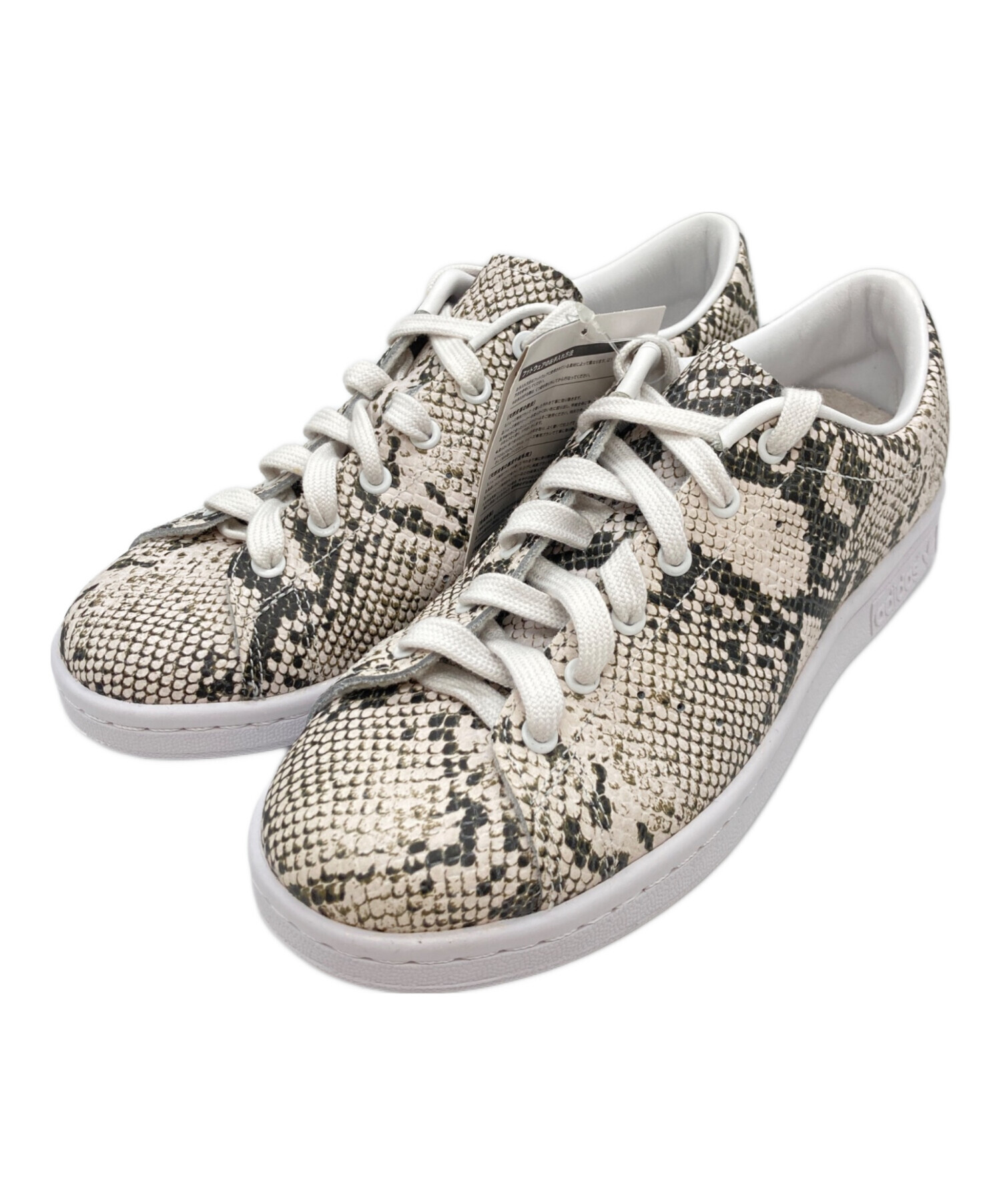 ☆HYKE×adidas originals ハイク アディダスオリジナルス☆ HYKE×アディダス、ウルトラブーストのアレンジスニーカーやロゴ入り