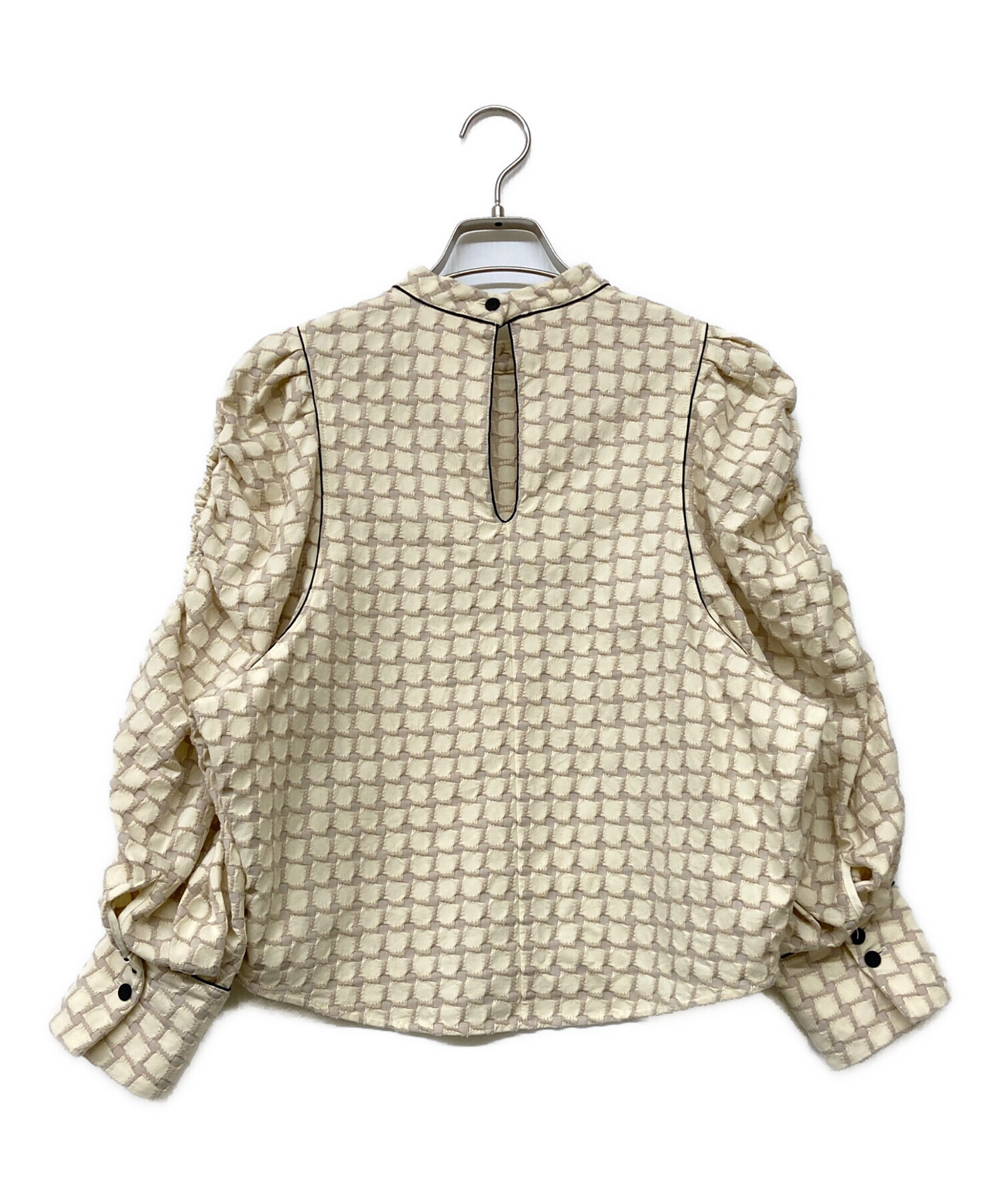 トップス TODAYFUL Openshoulder Jacquard Blouse 中古・古着通販】TODAYFUL (トゥデイフル) Openshoulder Jacquard