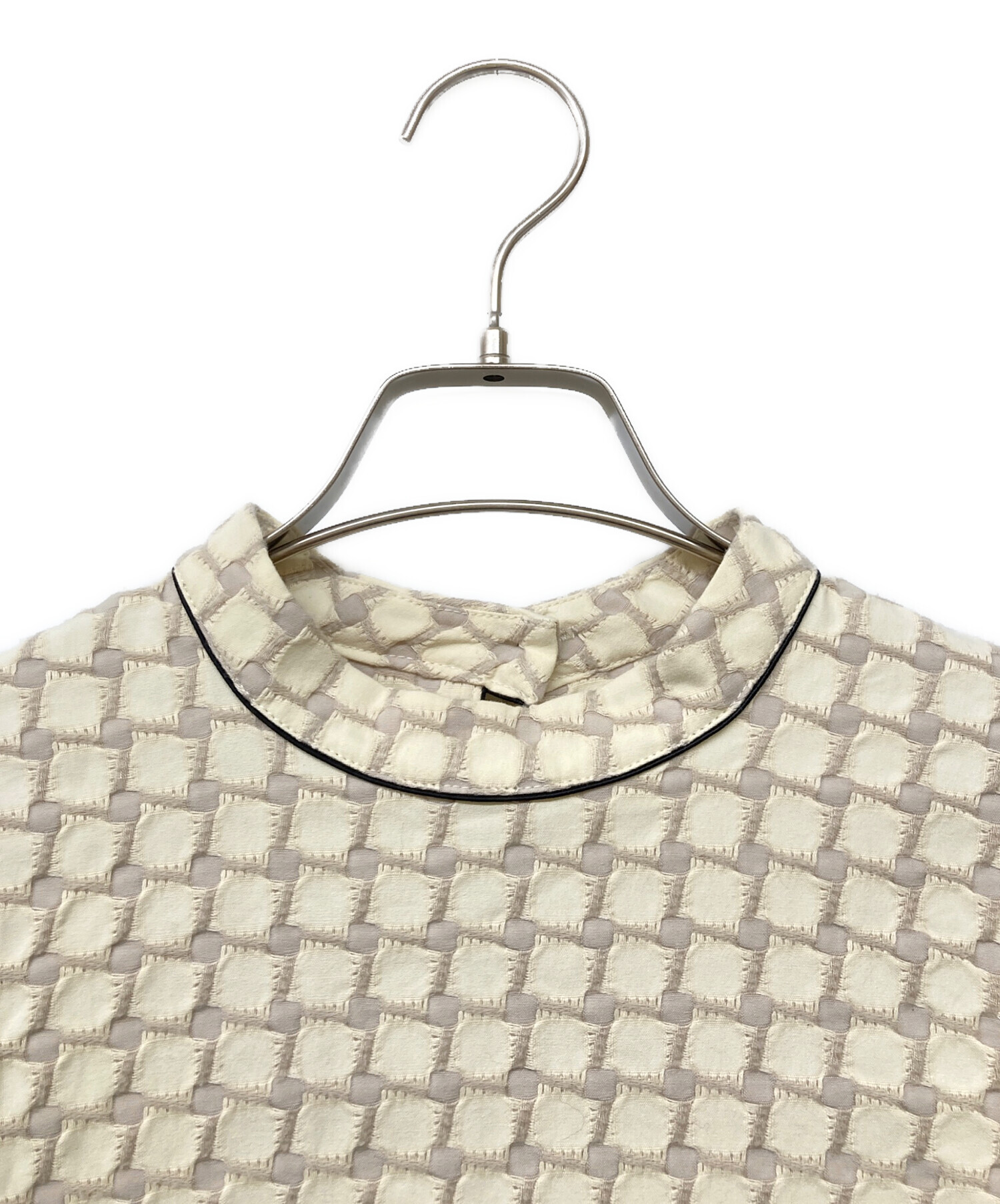 【TODAYFUL】Openshoulder Jacquard Blouse 中古・古着通販】TODAYFUL (トゥデイフル) Openshoulder Jacquard