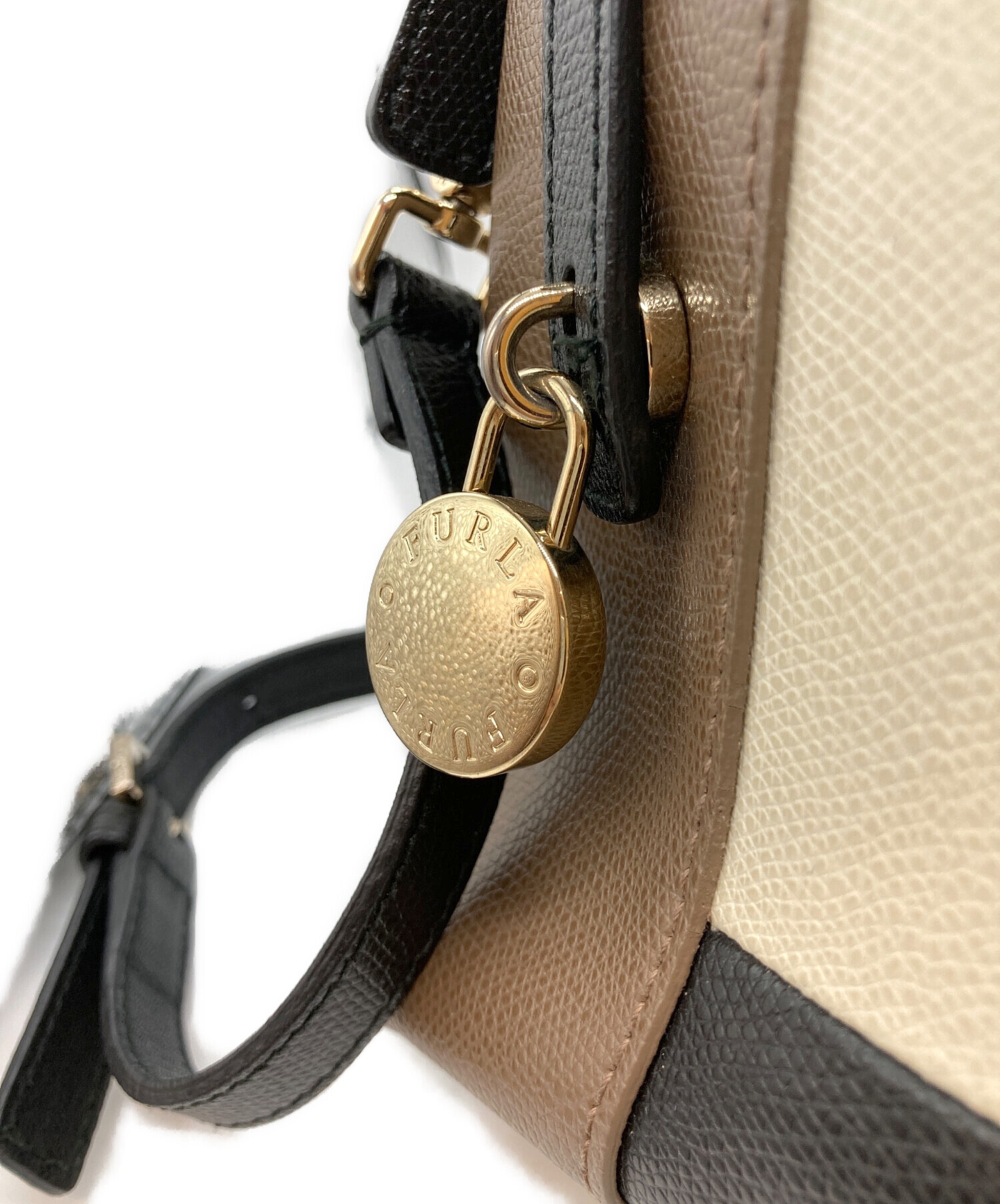 中古・古着通販】FURLA (フルラ) パイパーショルダーバッグ ブラウン