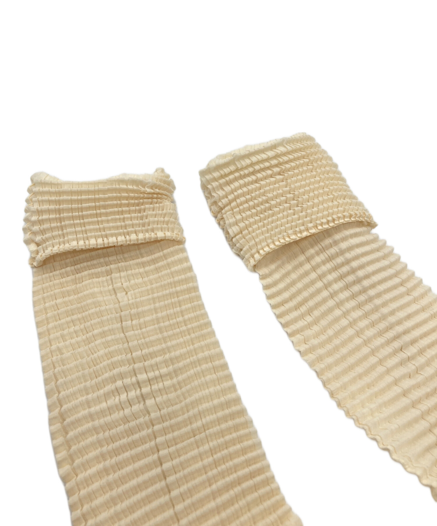 中古・古着通販】ISSEY MIYAKE (イッセイミヤケ) ハイネックプリーツ