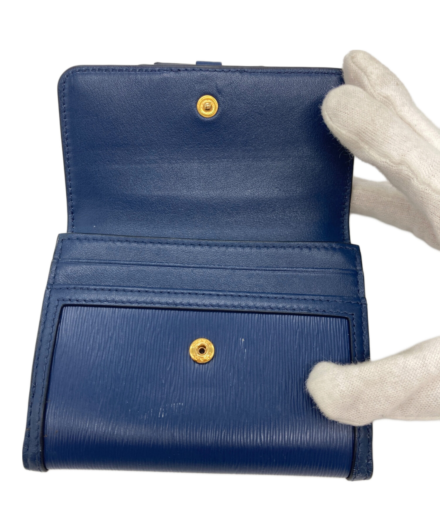 中古・古着通販】PRADA (プラダ) ロゴプレートサフィアーノコンパクト