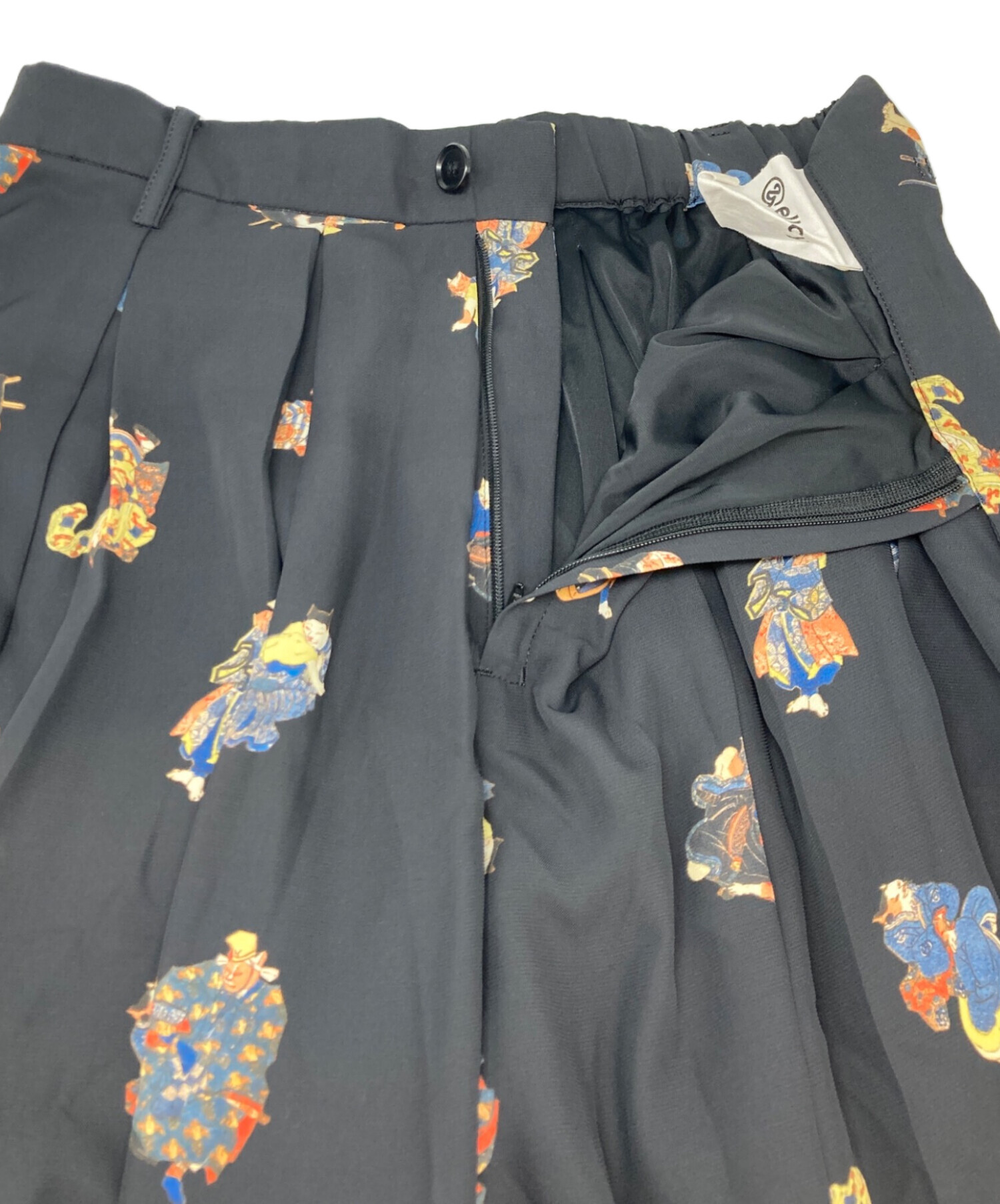 中古・古着通販】&ellecy (アンドエルシー) 総柄パンツ ブラック