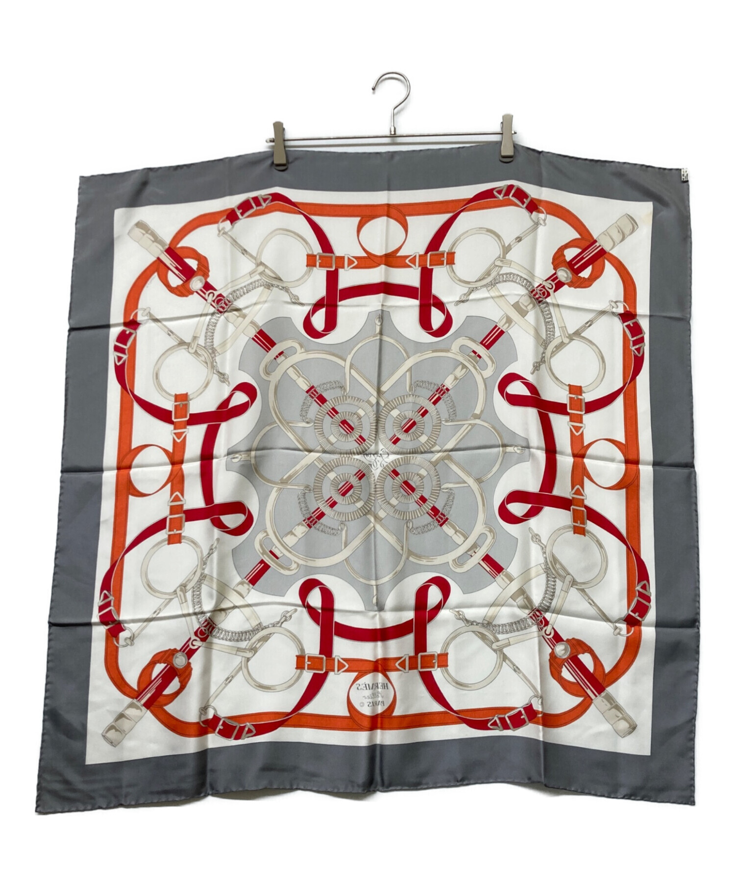 【4月終了】エルメス　カレ90 ドレブックレ 中古・古着通販】HERMES (エルメス) カレ90 黄金の拍車 グレー×レッド