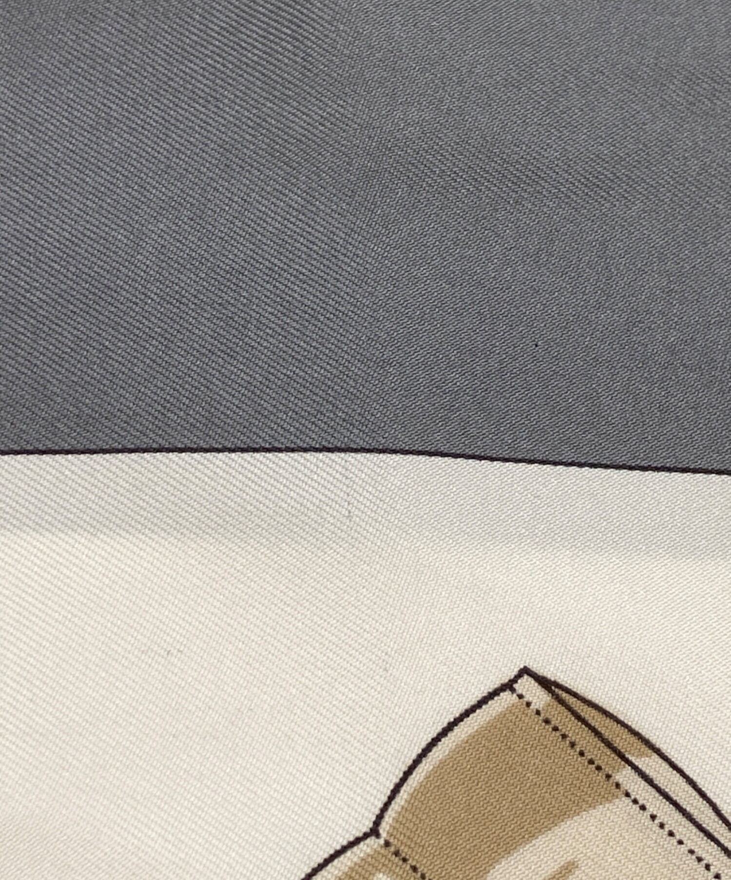 中古・古着通販】HERMES (エルメス) カレ90 黄金の拍車 グレー×レッド