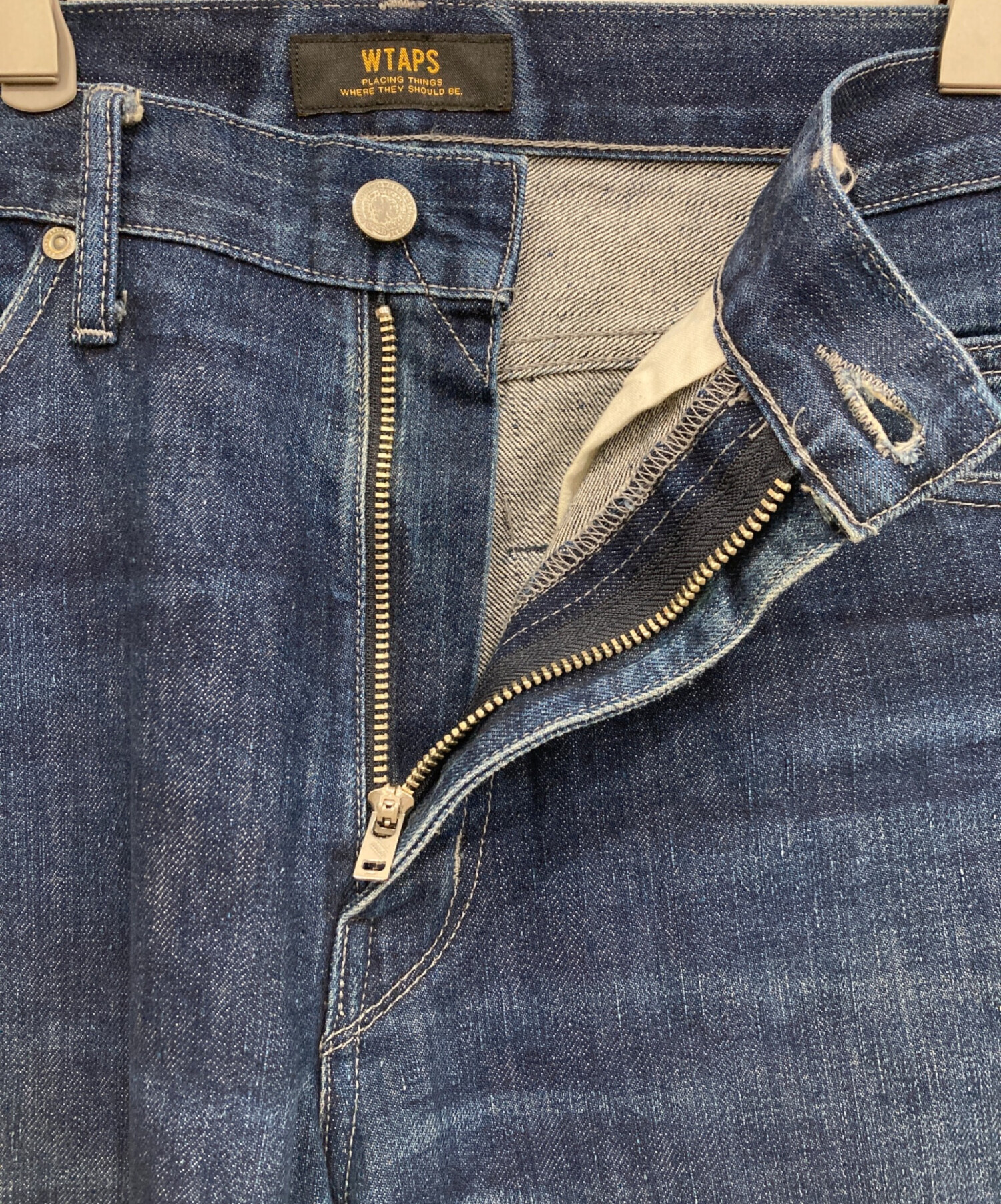 【Sサイズ】WTAPS◎スリムフィットデニム◎ダークブルー 中古・古着通販】WTAPS (ダブルタップス) デニムパンツ BLUES SKINNY