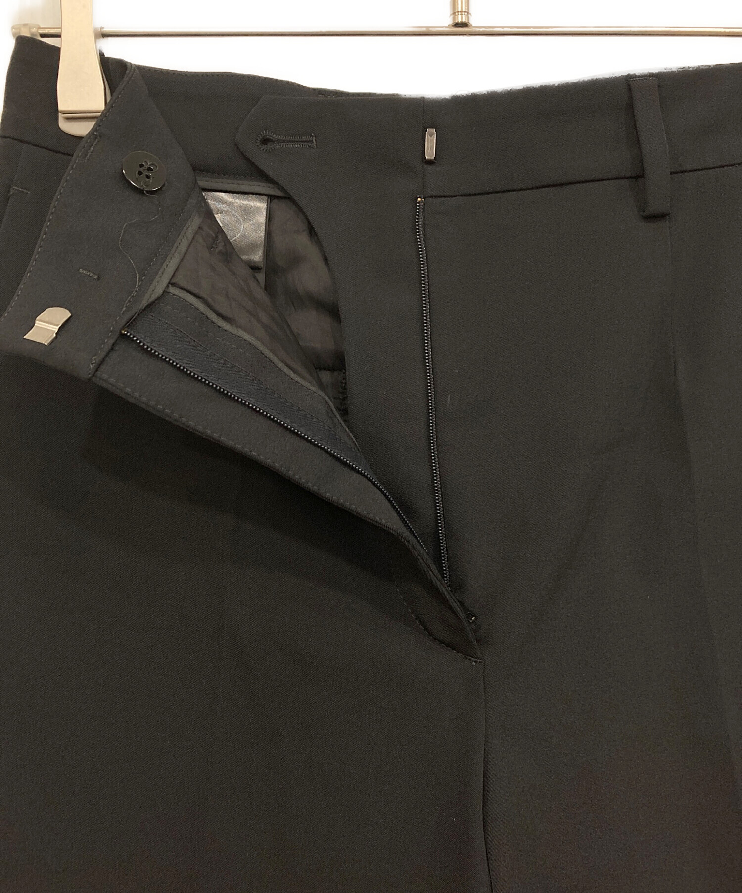 PRADA ブラウン チノパン サイズ40 レア品 プラダ PRADA 財布 三つ折り 茶色 ブラウン 小物 サフィアーノレザー