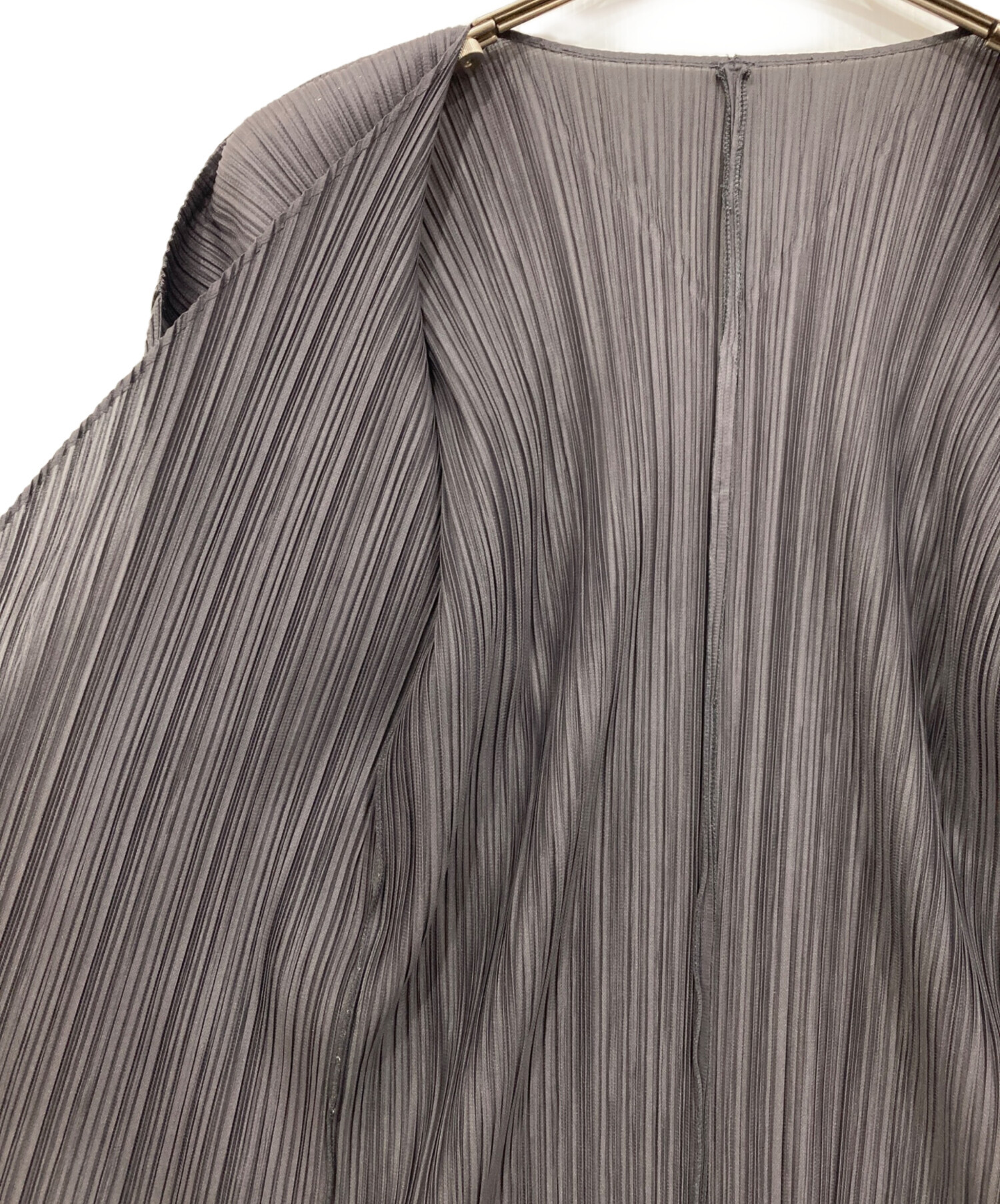 中古・古着通販】ISSEY MIYAKE (イッセイミヤケ) プリーツカーディガン
