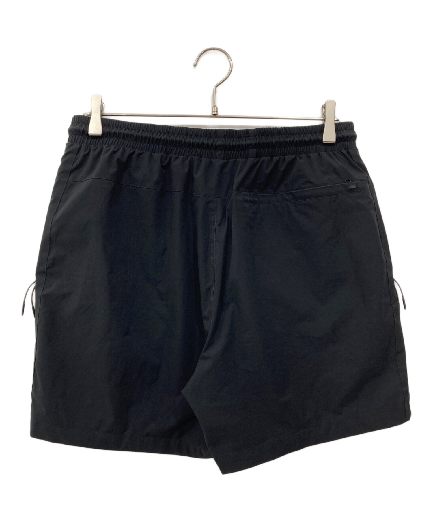 KITH ナイロンパンツ ブラック L 美品 中古・古着通販】KITH (キス) ナイロンハーフパンツ ブラック サイズ:M