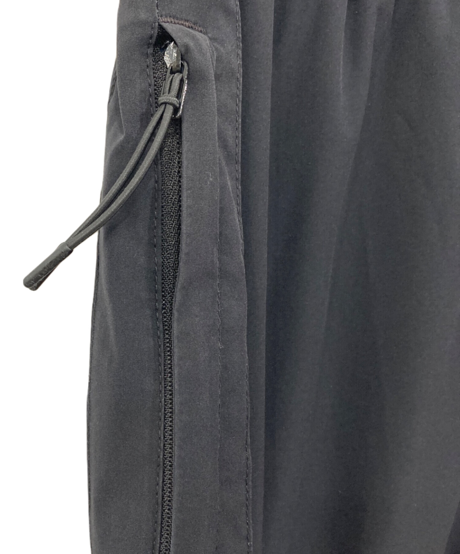 KITH ナイロンパンツ ブラック L 美品 LUXEAKMPLUS(リュクスエイケイエムプラス)ゴルフ 軽量ナイロンロング