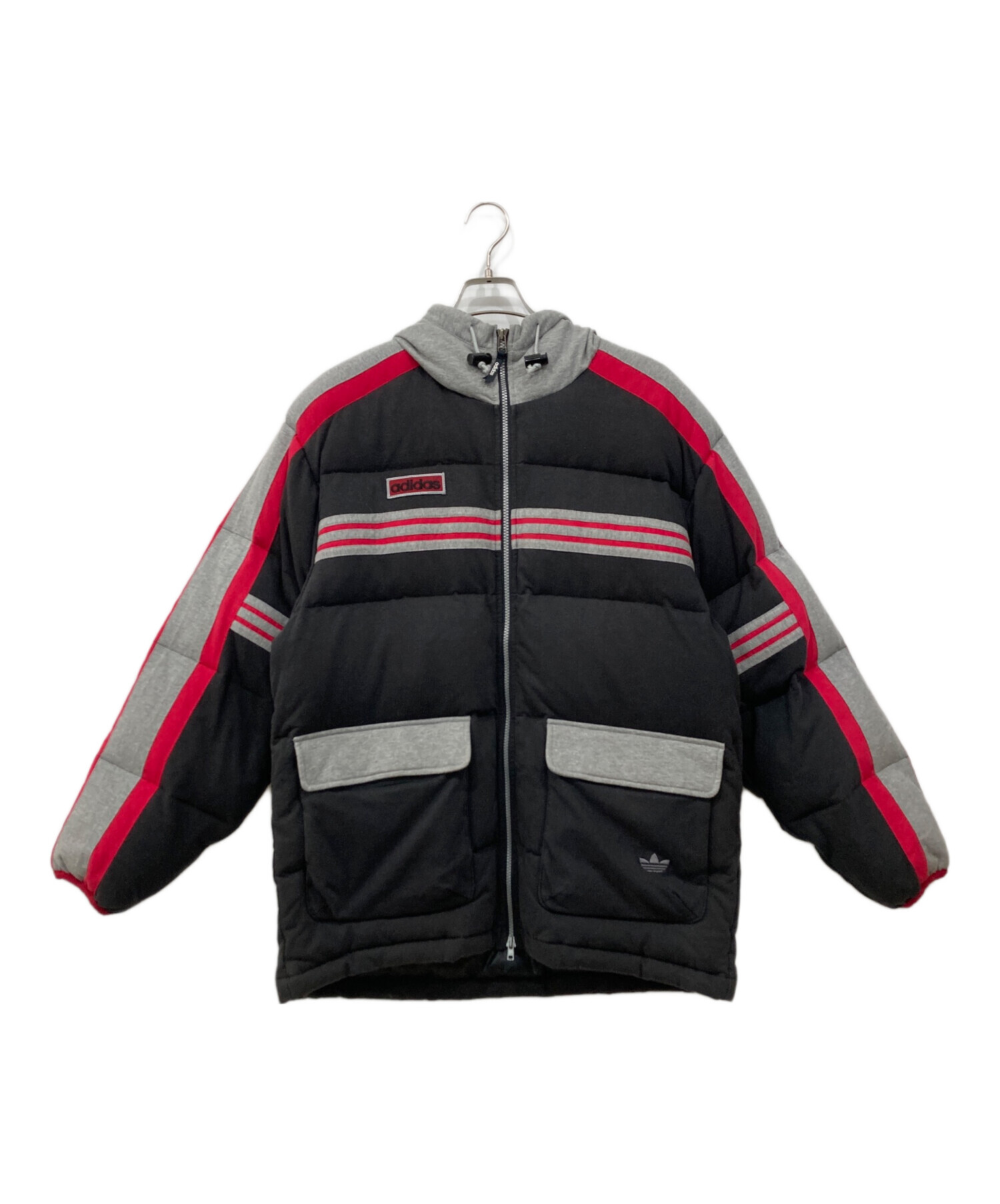 中古・古着通販】adidas (アディダス) ダウンジャケット グレー×レッド 
