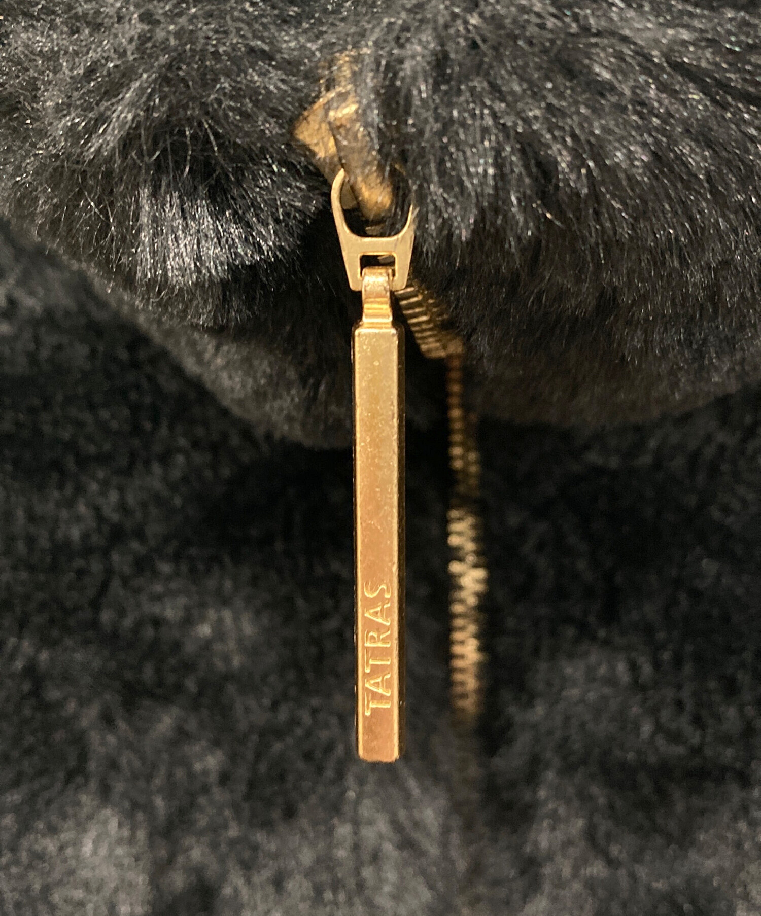 現行✨美品TATRAS BARBRA 03 ファーコート ゴールド金具 ロゴ刻印 中古・古着通販】TATRAS (タトラス) BARBRA エコファーブルゾン