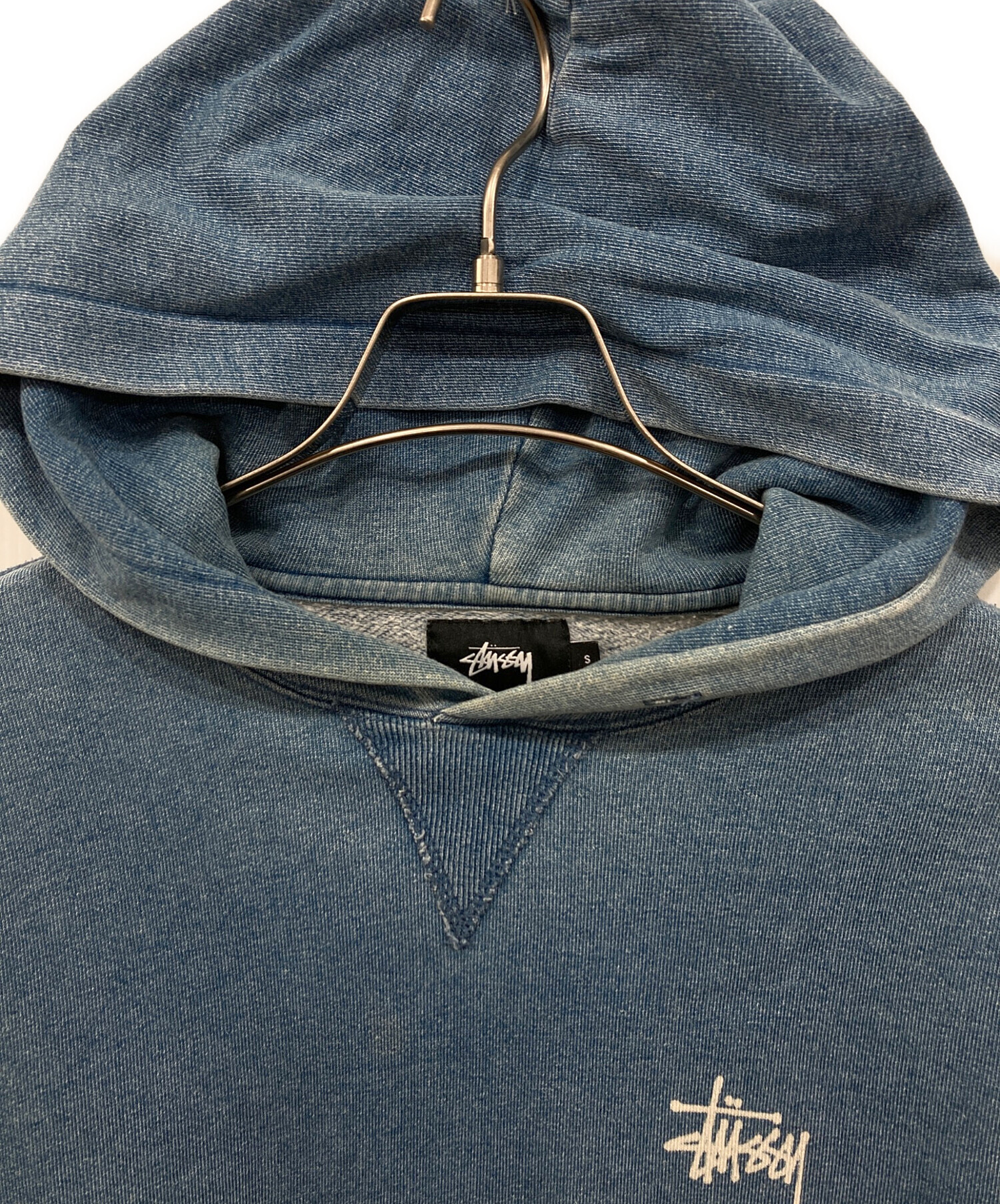 【オーバーサイズ】stussy ロゴ 刺繍 プル パーカー ワンポイント 古着 stussy ステューシー パーカー フーディ 刺繍ロゴ ワンポイントロゴ