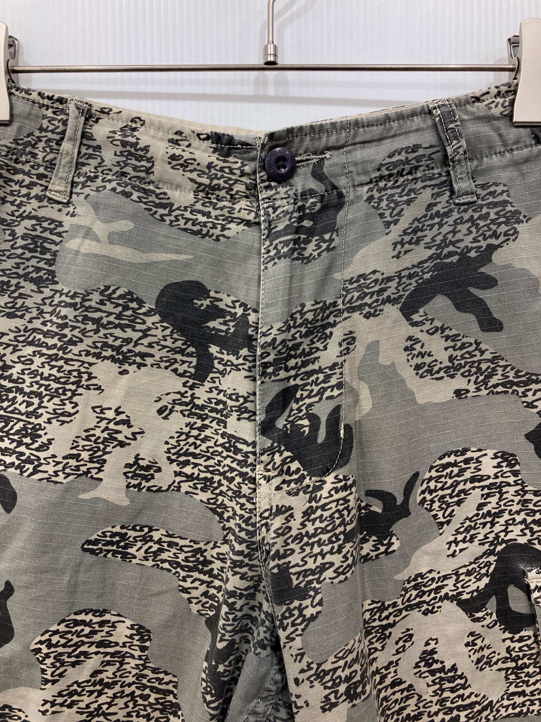 中古・古着通販】stussy (ステューシー) カモフラカーゴショーツ