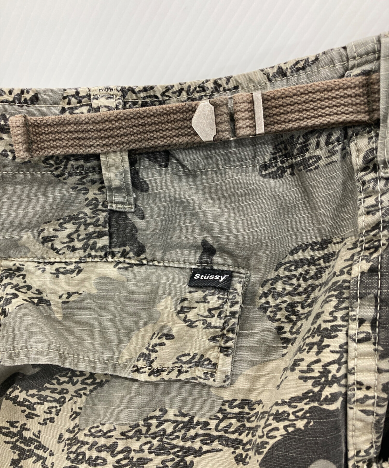 中古・古着通販】stussy (ステューシー) カモフラカーゴショーツ