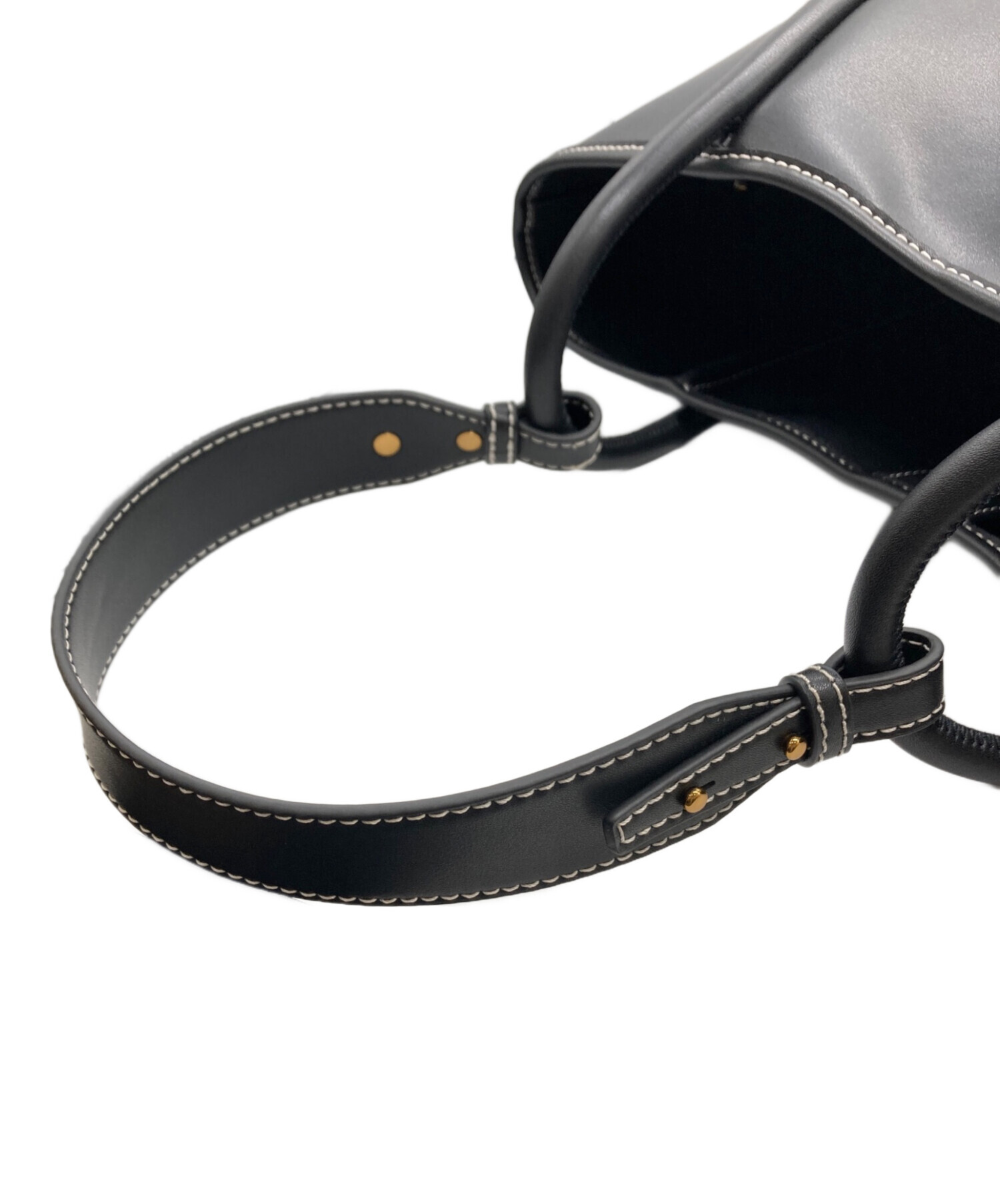 中古・古着通販】CHARLES & KEITH (チャールズアンドキース) Lyla