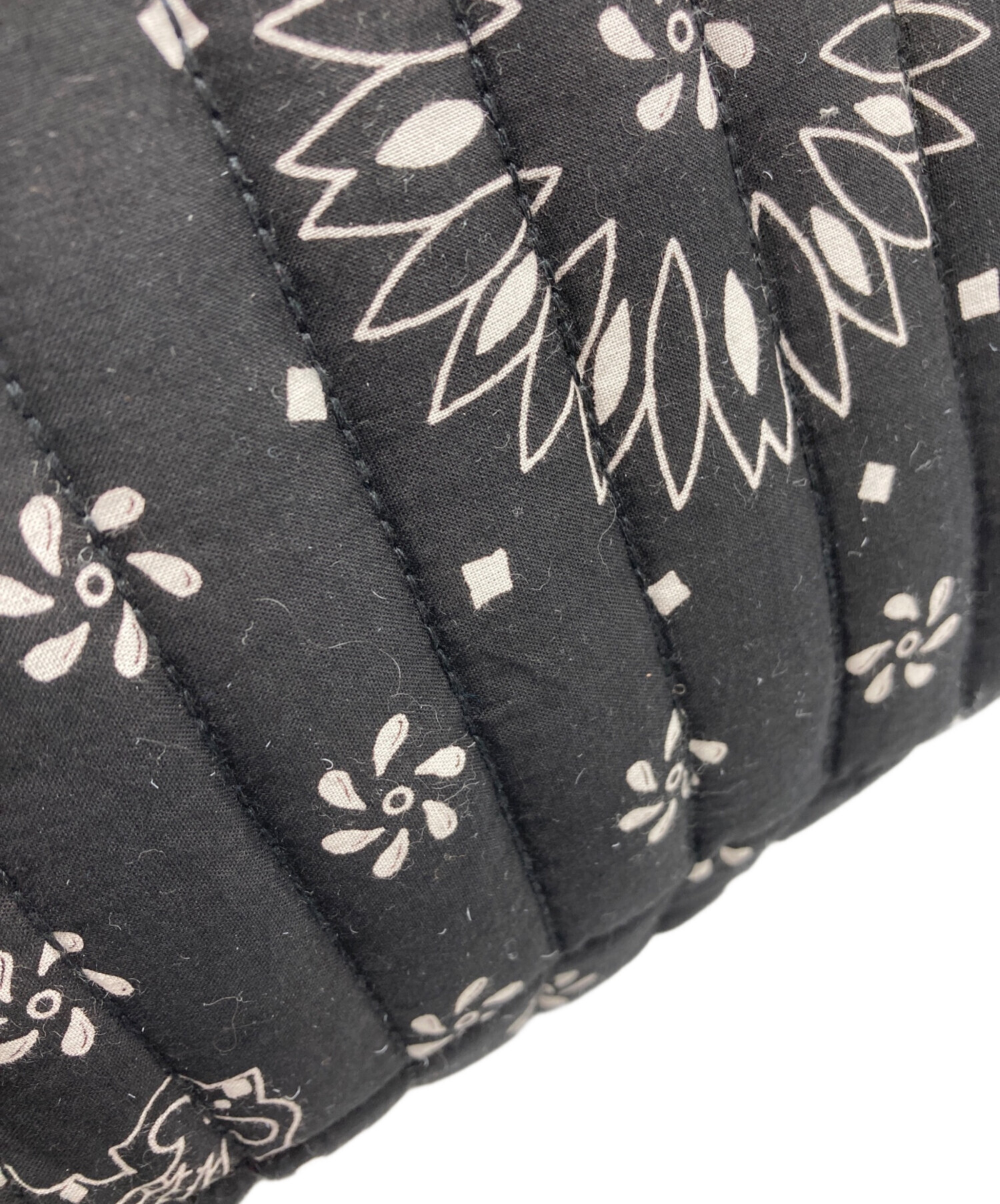 MALUSマリュスBandana quilting shoulder bag MALUS/マリュス】 Bandana quilting shoulder bag（トートバッグ）｜L