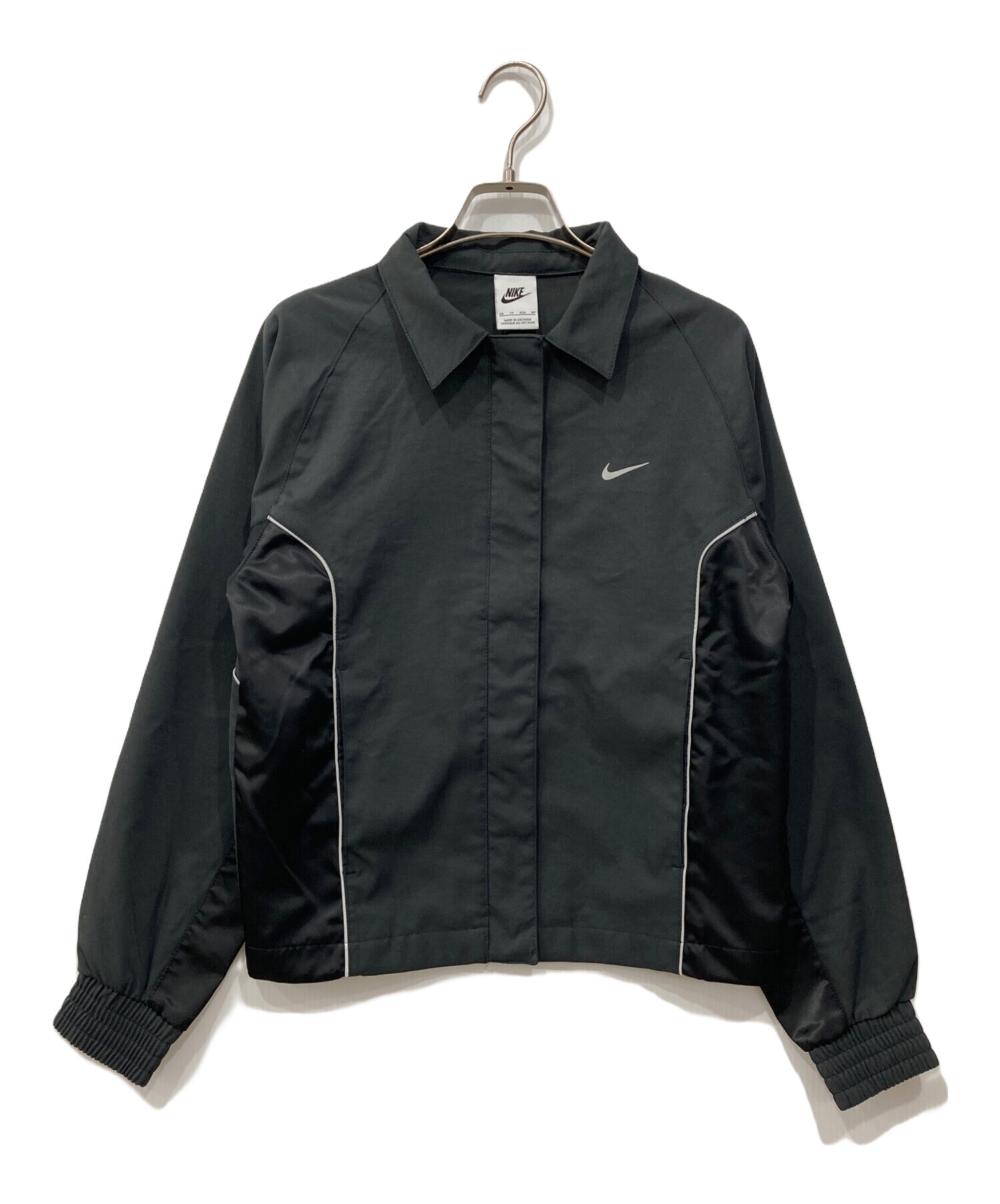 NIKE ウーブンジャケット ブラック 中古・古着通販】NIKE (ナイキ) ウーブンジャケット ブラック サイズ