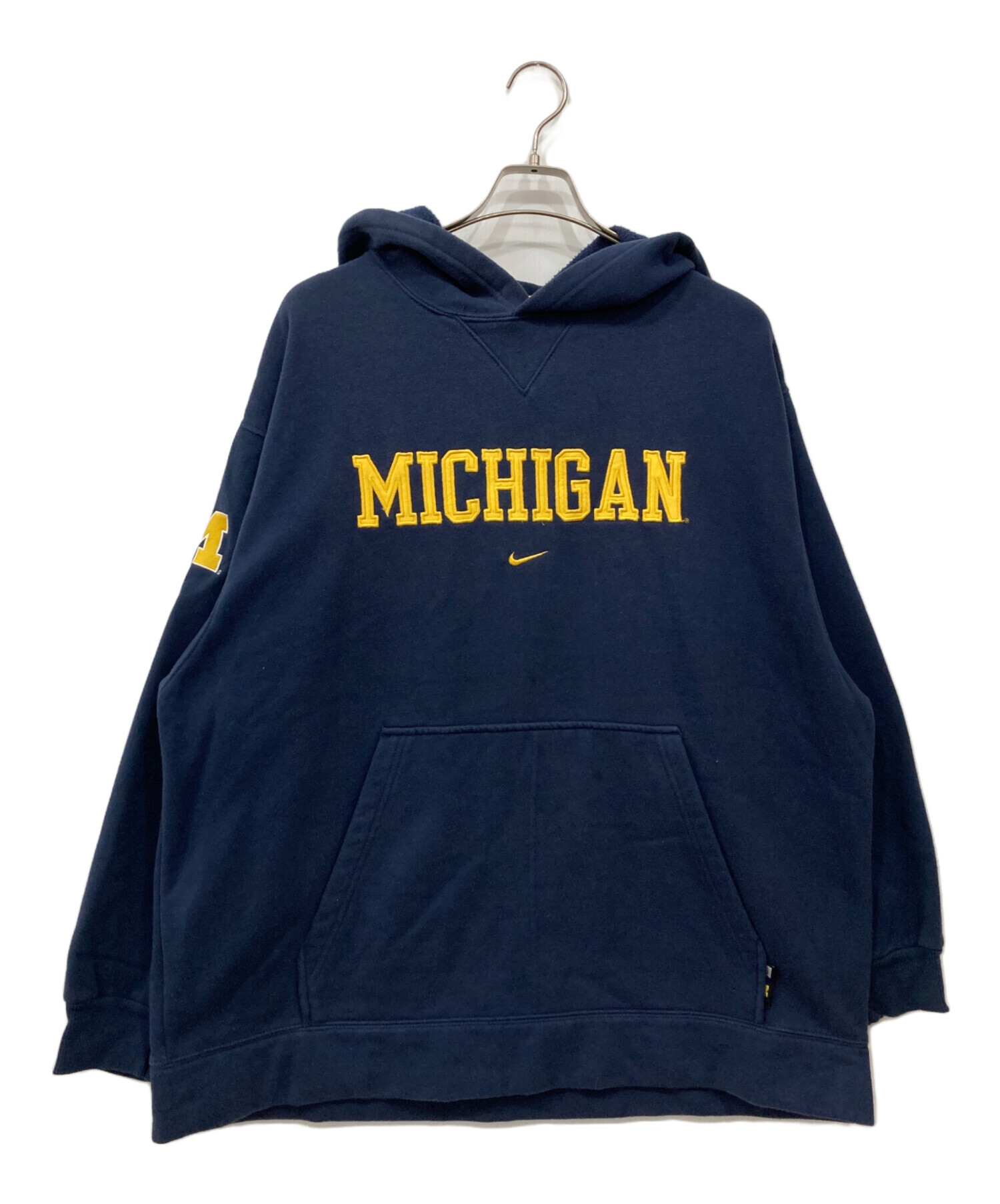 中古・古着通販】NIKE (ナイキ) MICHIGANロゴプルオーバーパーカー