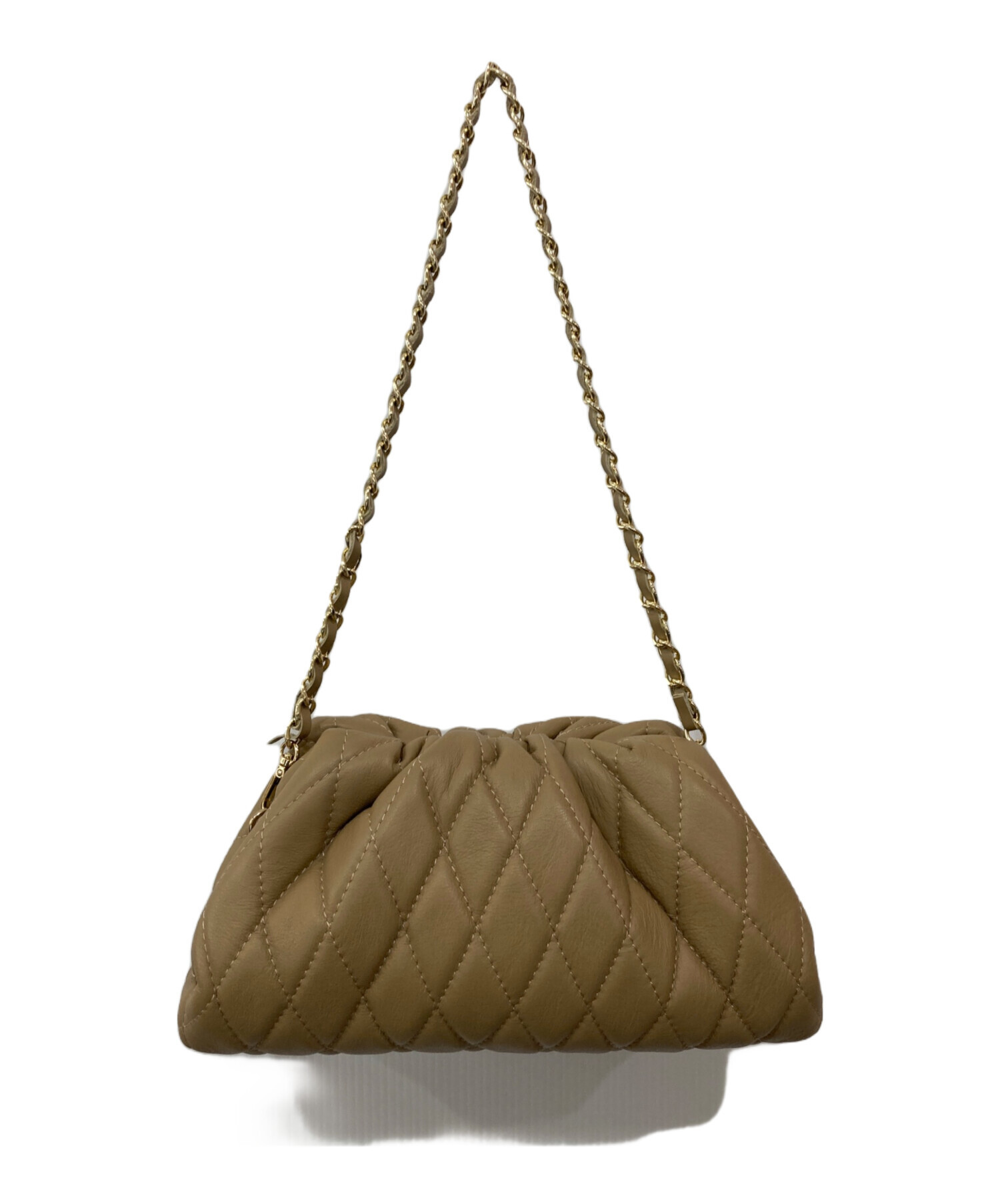 美品 AULENTTI オウレンティ キルティング チェーンバッグ ベージュ茶 AULENTTI/オウレンティ キルティング チェーン ショルダーバッグ