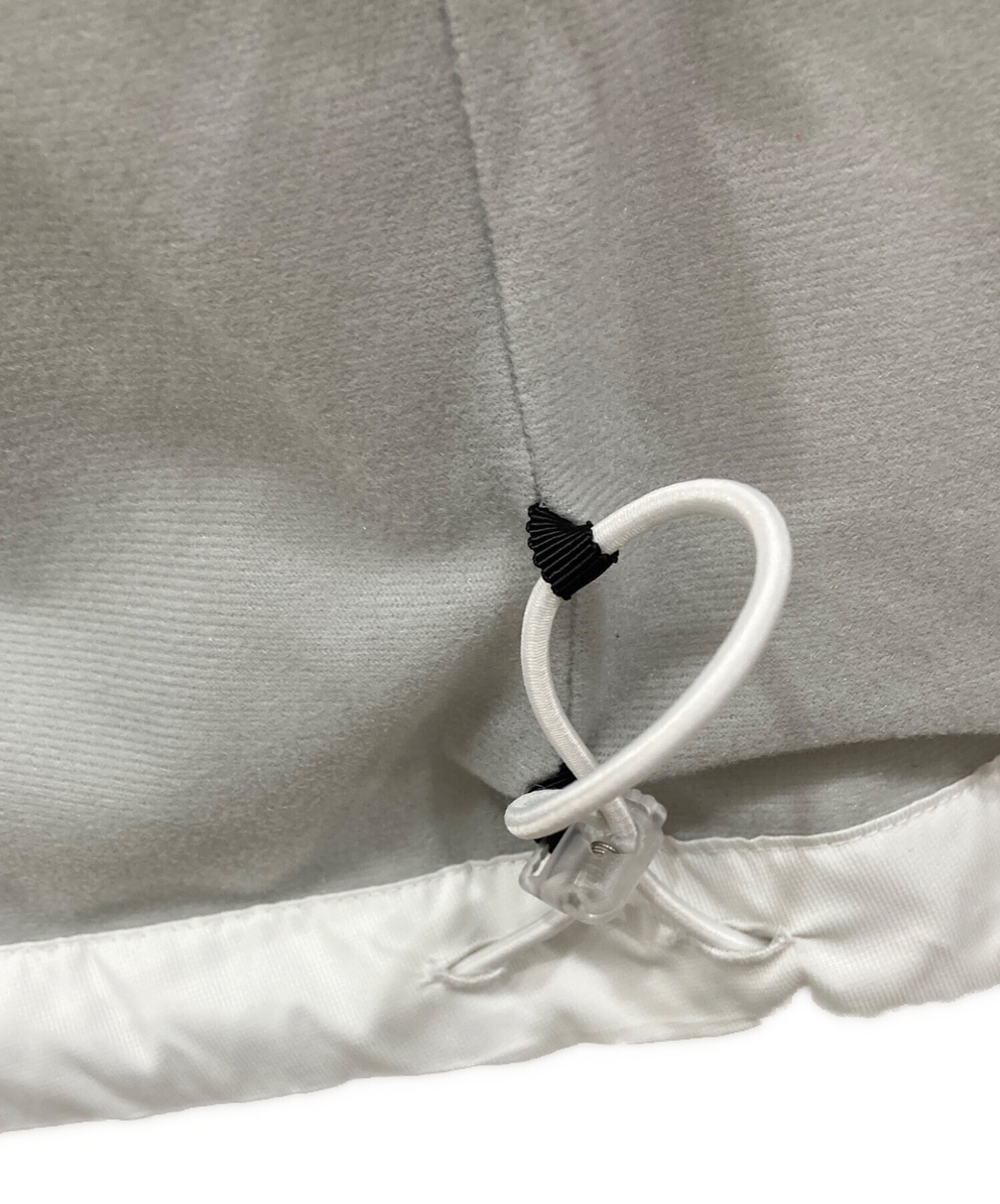 古着/美品 オークリー 白 ジップジャケットXL パンツXXL 上下セットアップ 中古・古着通販】OAKLEY (オークリー) ジップジャケット ホワイト