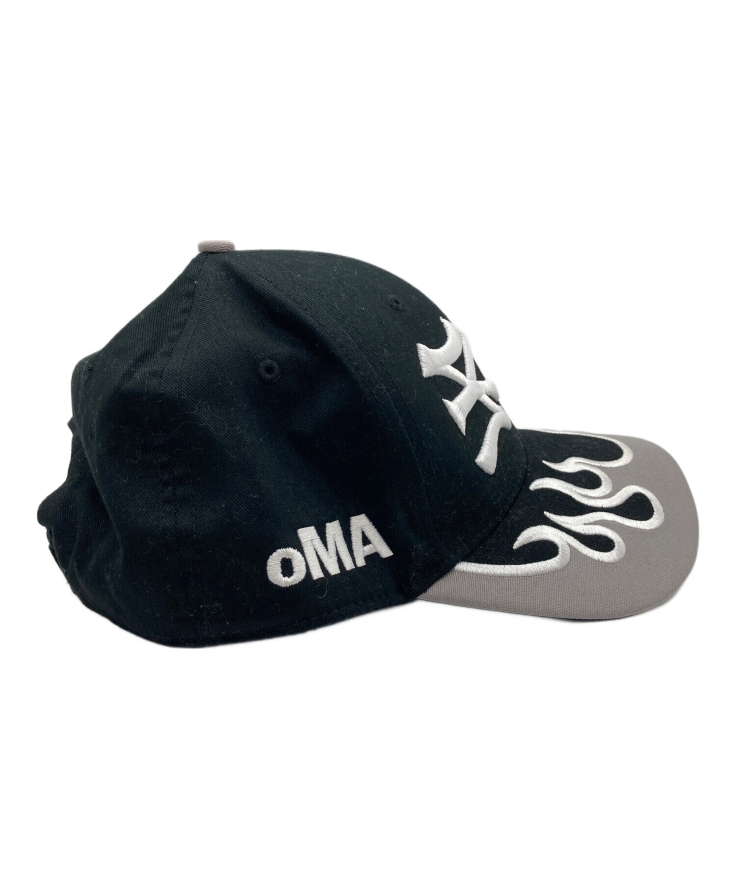 oMA STUDIOS オマキャップ 中古・古着通販】oMA (オマ) キャップ ブラック×グレー｜ブランド