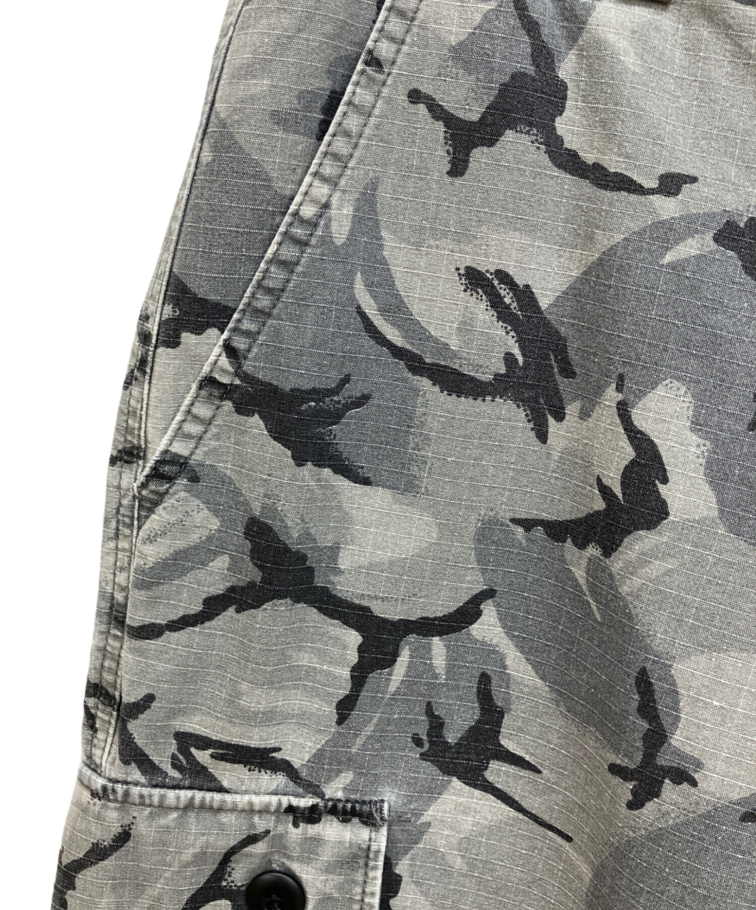中古・古着通販】stussy (ステューシー) カモ柄ハーフパンツ グレー