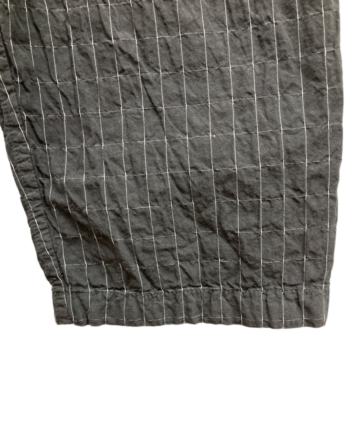 plantation プランテーション ブラウス M グレーx黒(総柄) 【古着】【中古】 中古・古着通販】Plantation (プランテーション) ハイネックシワ加工