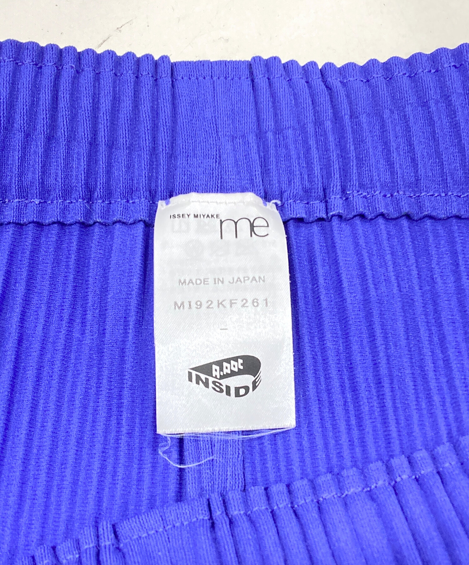 me Issey Miyake パープル プリーツパンツ MI112KF628 me Issey Miyake パープル プリーツパンツ MI112KF628 me Issey Miyake